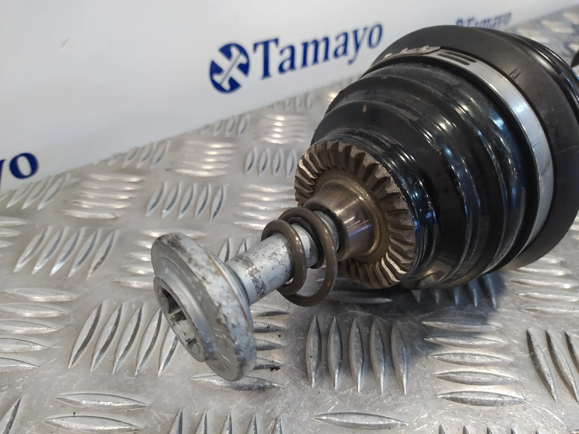 Transmision Delantera Izquierda para Bmw X1 (E84)