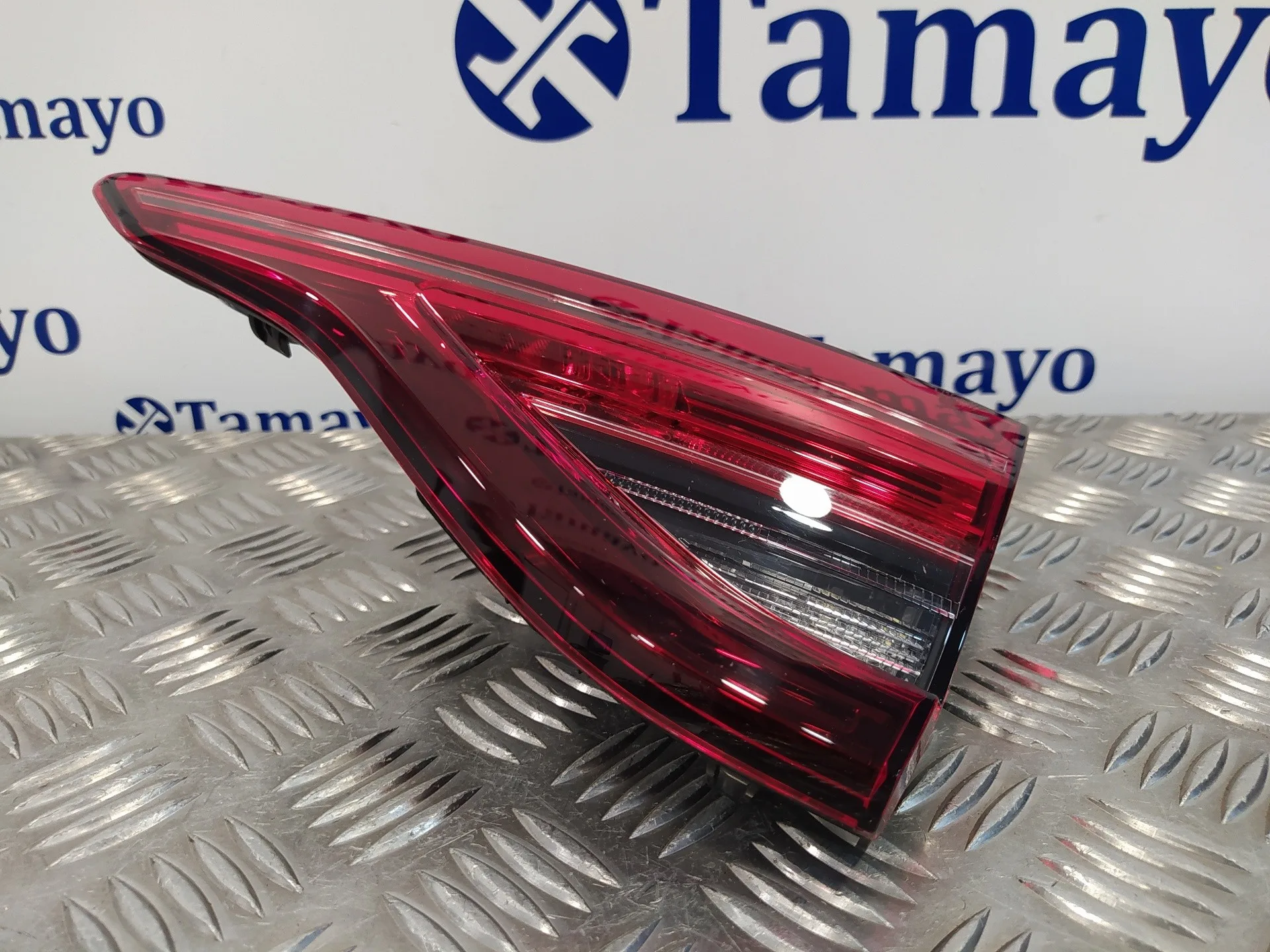Piloto Trasero Derecho Interior para Renault Clio V