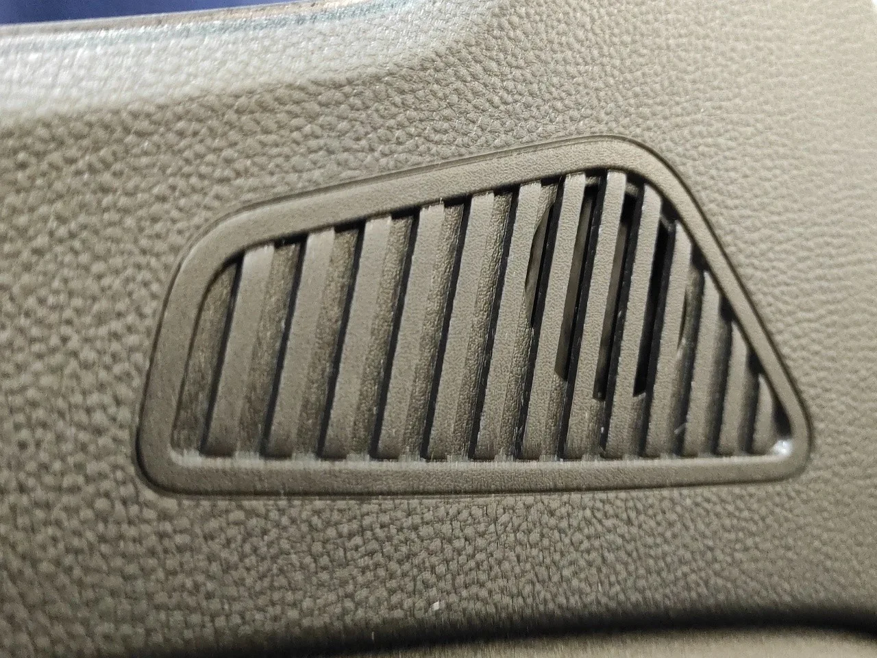 Guarnecido Puerta Trasera Izquierda para Renault Clio V