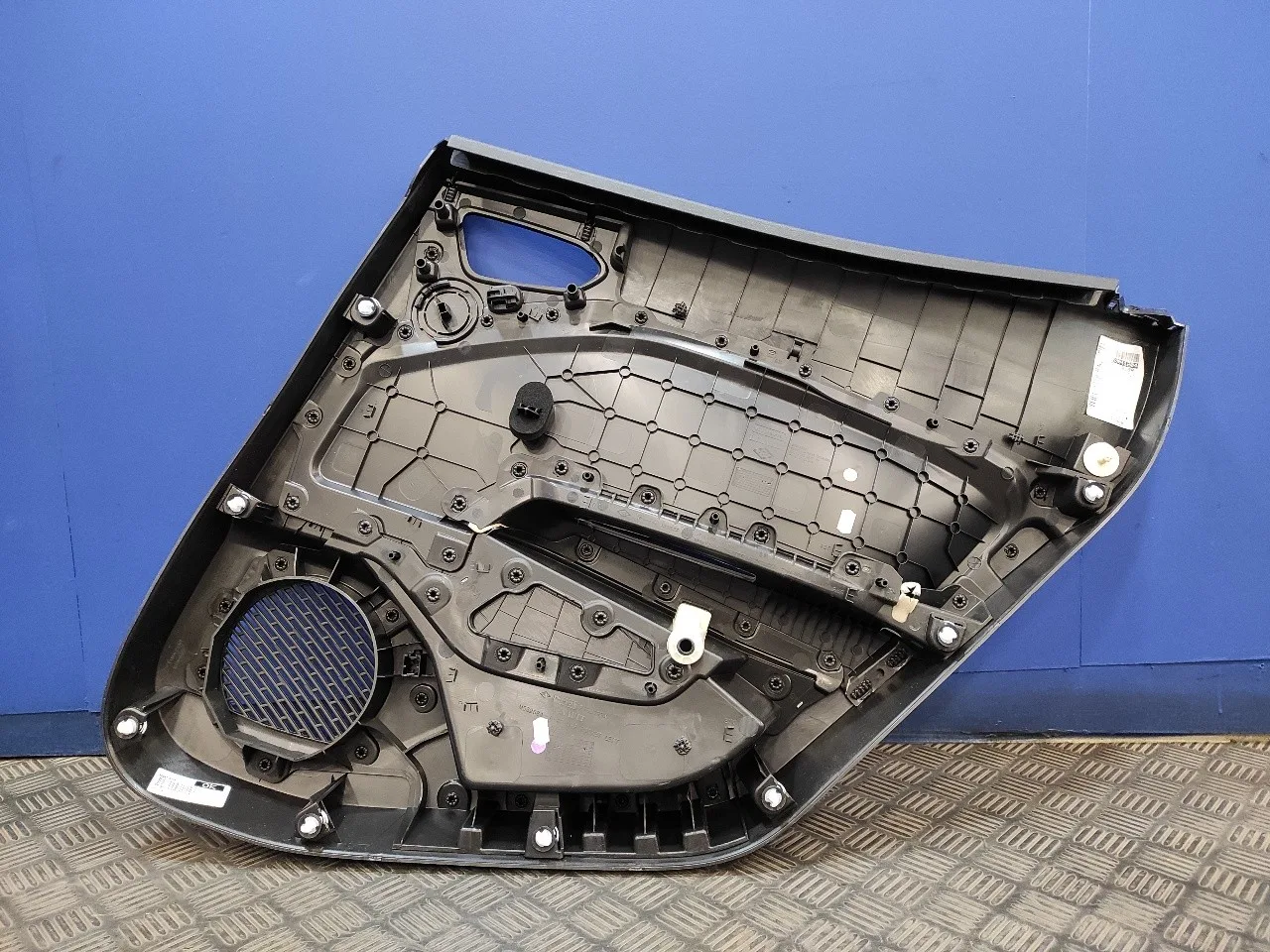 Guarnecido Puerta Trasera Izquierda para Renault Clio V