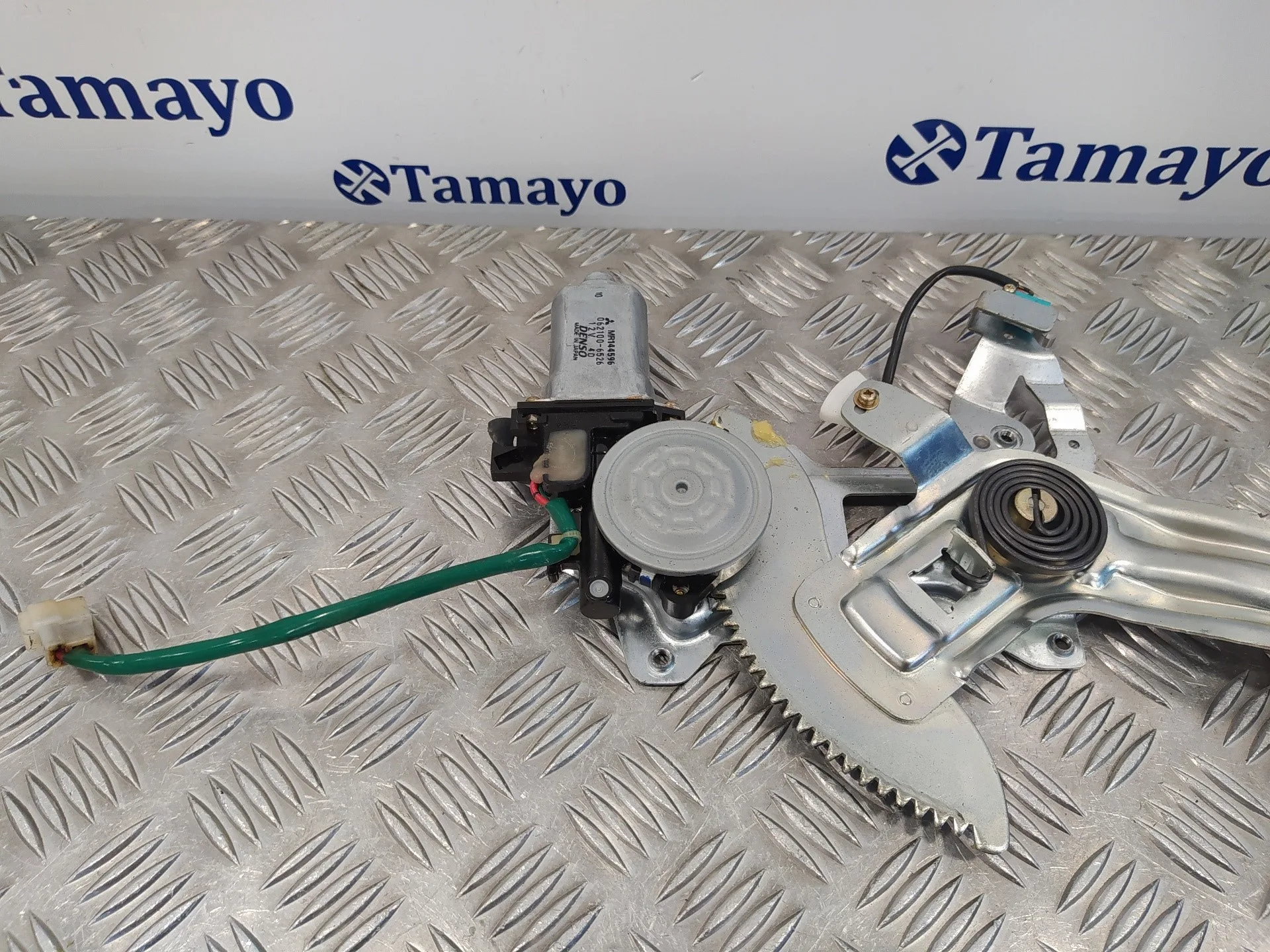 Elevalunas Delantero Derecho para Mitsubishi L 200 (K6/7)