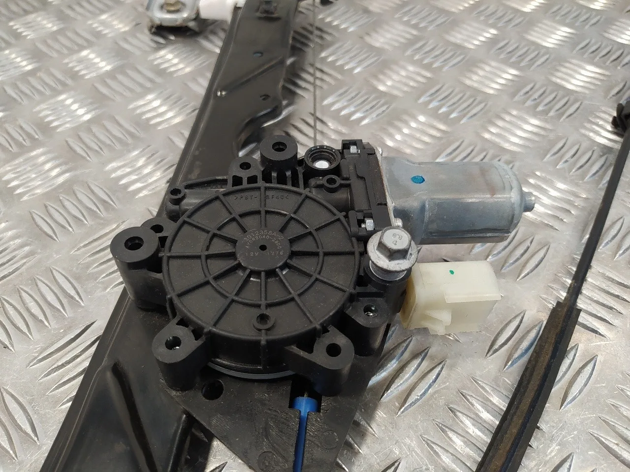 Elevalunas Delantero Derecho para Chrysler Jeep Gr.cherokee (Wh)