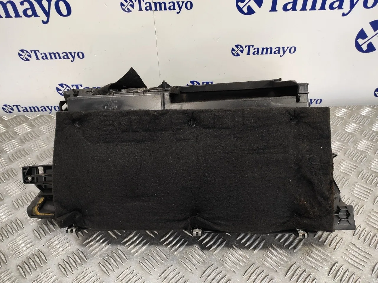 Guantera para Mercedes-Benz Clase M (W164)