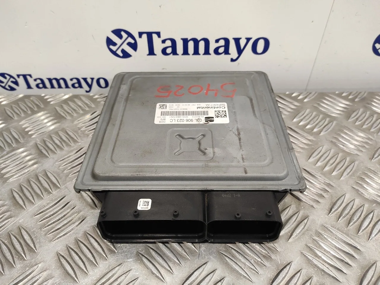 Centralita Motor Uce para Seat Ibiza (6J5)