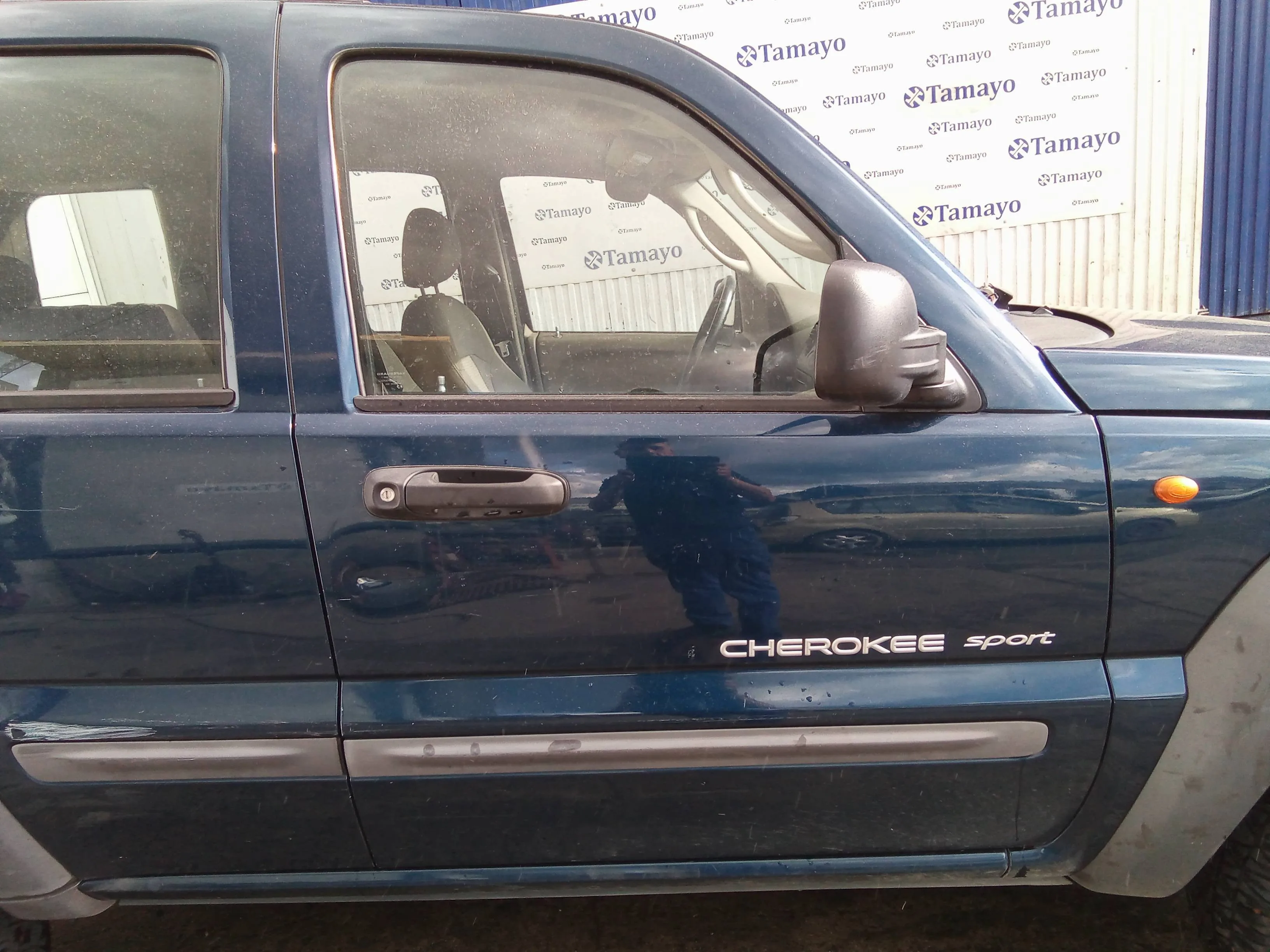 Puerta Delantera Derecha para Jeep Cherokee (Kj)