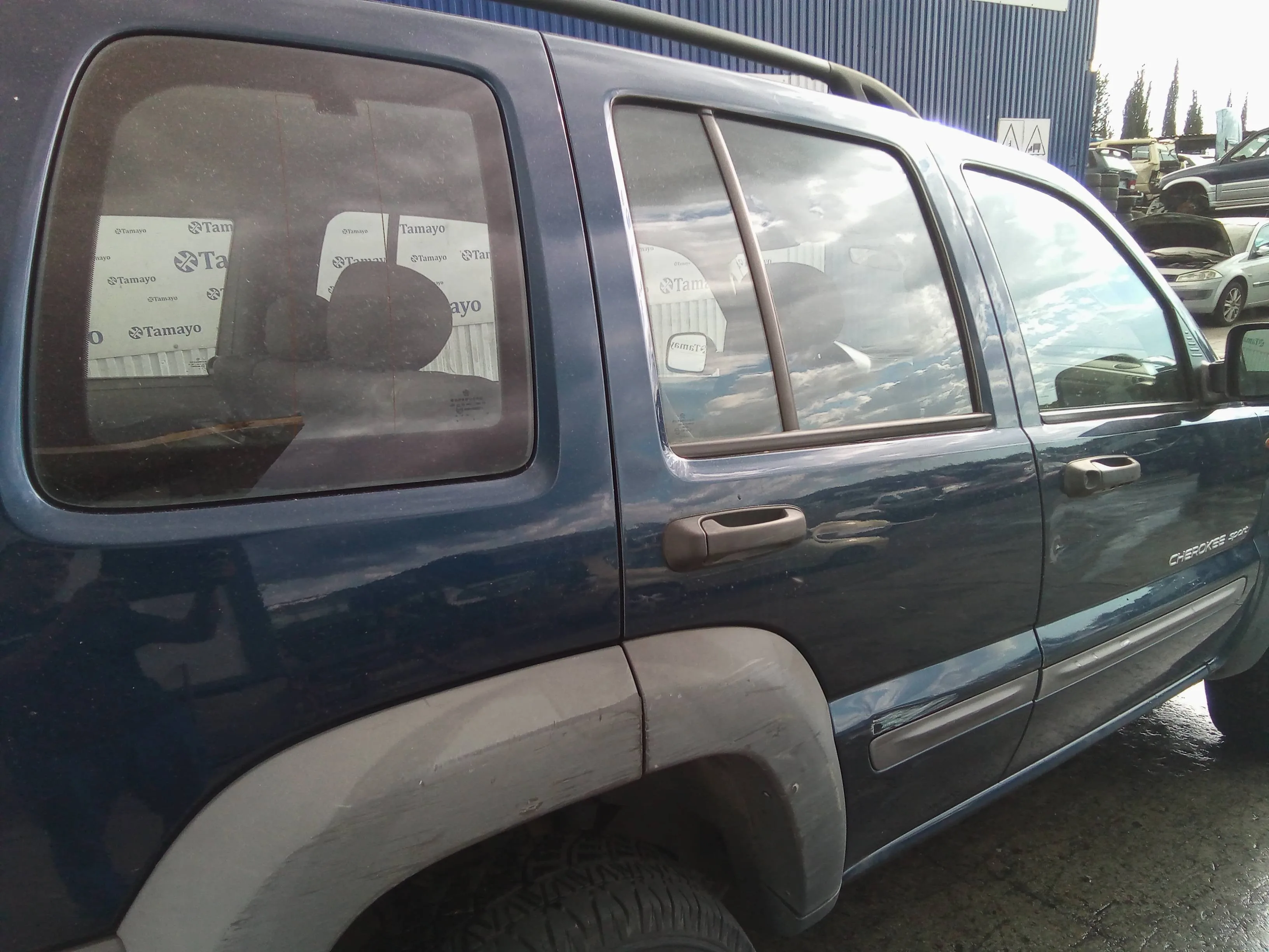 Puerta Trasera Derecha para Jeep Cherokee (Kj)