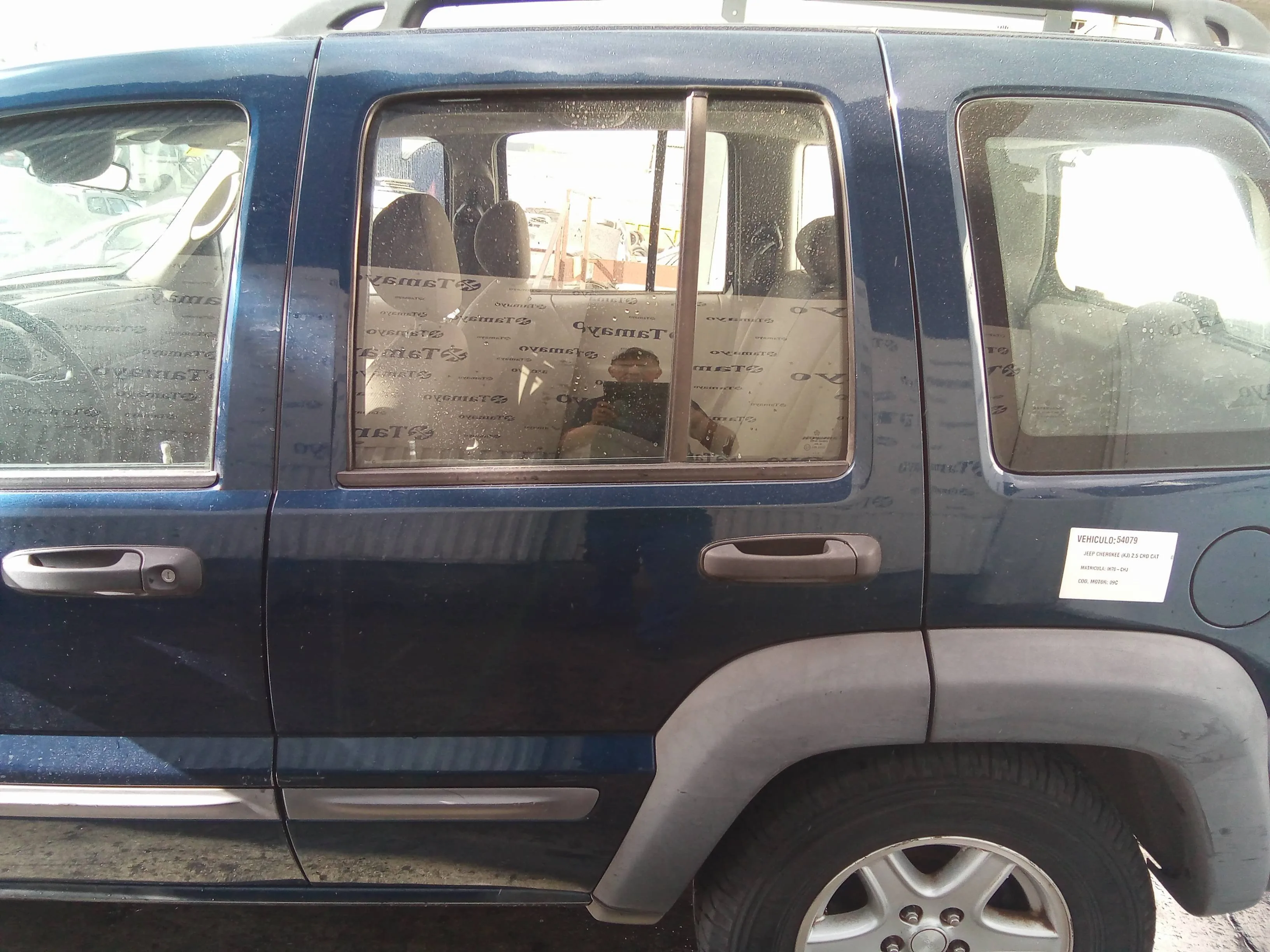 Puerta Trasera Izquierda para Jeep Cherokee (Kj)