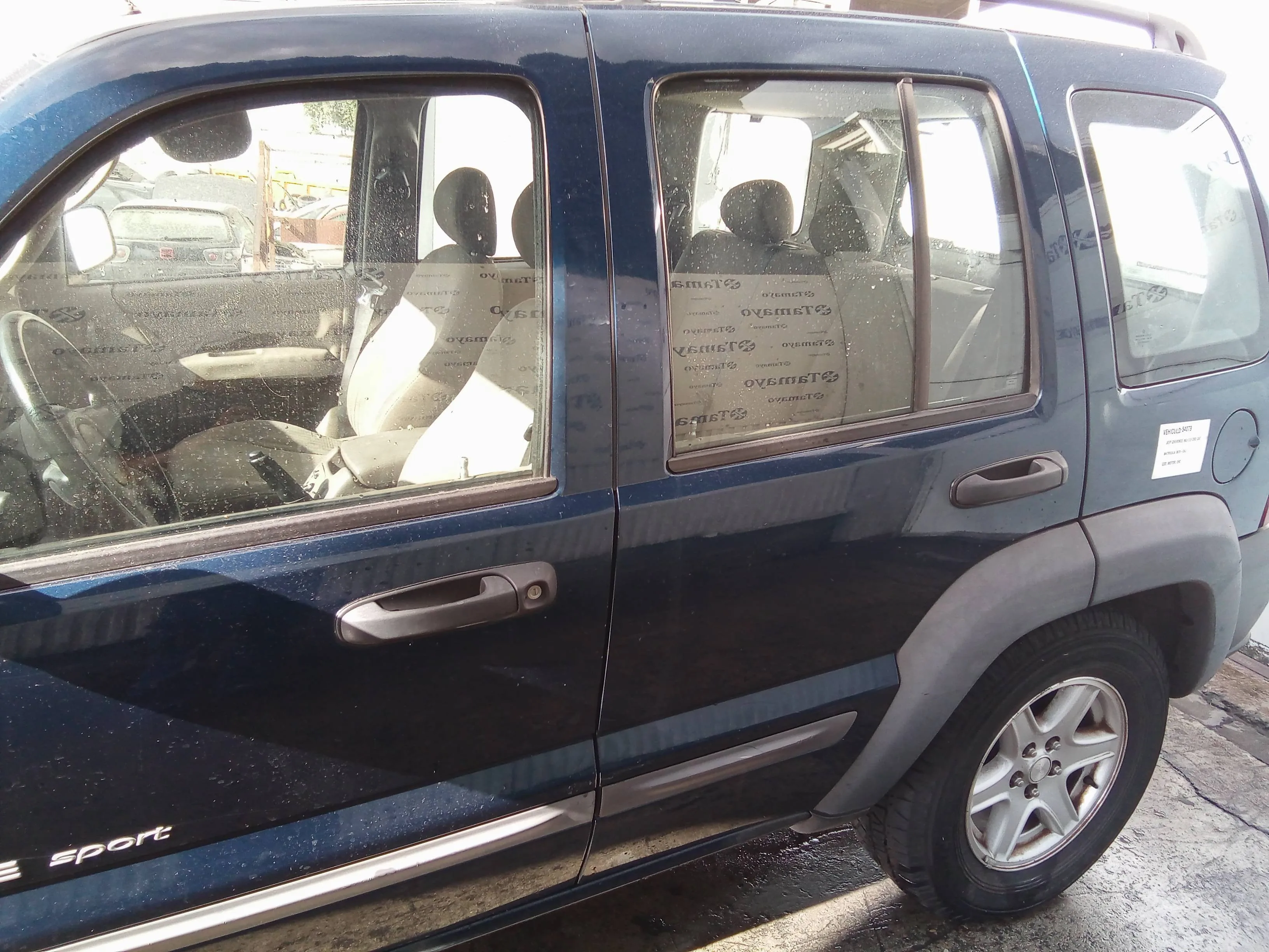 Puerta Trasera Izquierda para Jeep Cherokee (Kj)