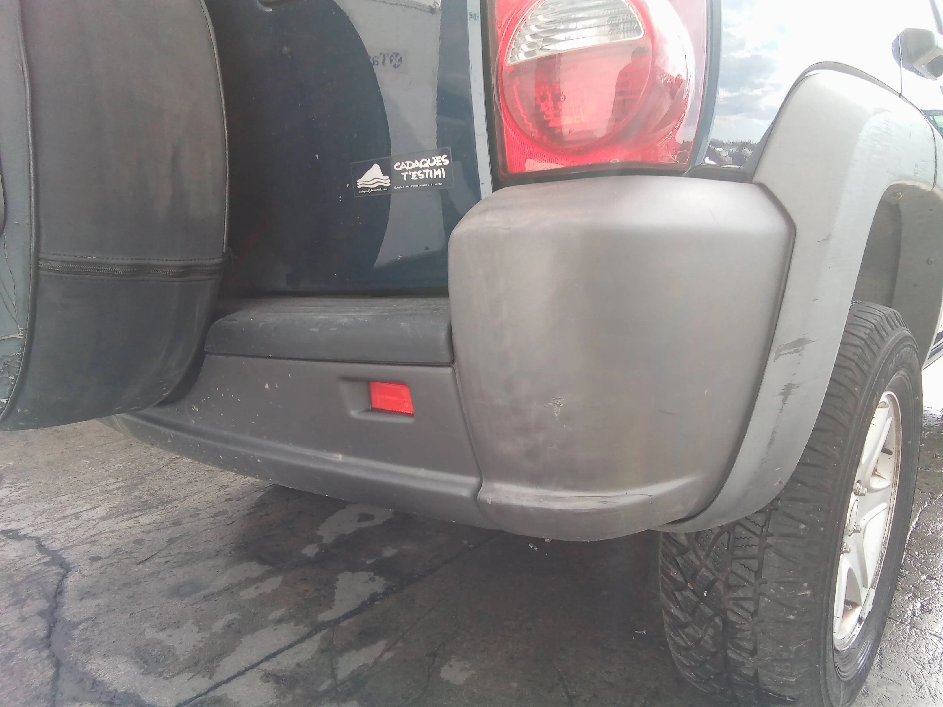 Paragolpes Trasero para Jeep Cherokee (Kj)