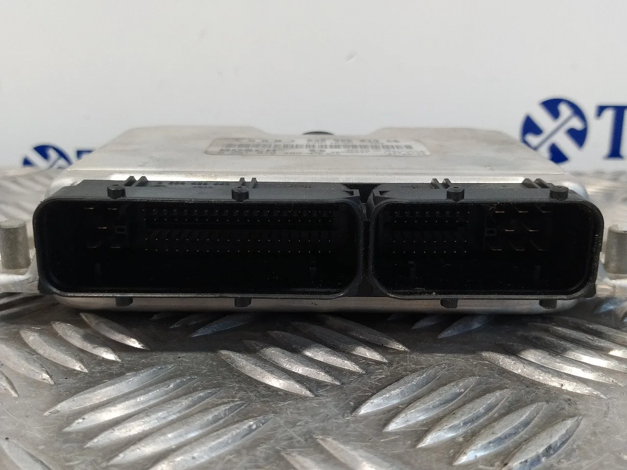 Centralita Motor Uce para Audi A4 Berlina (8E)