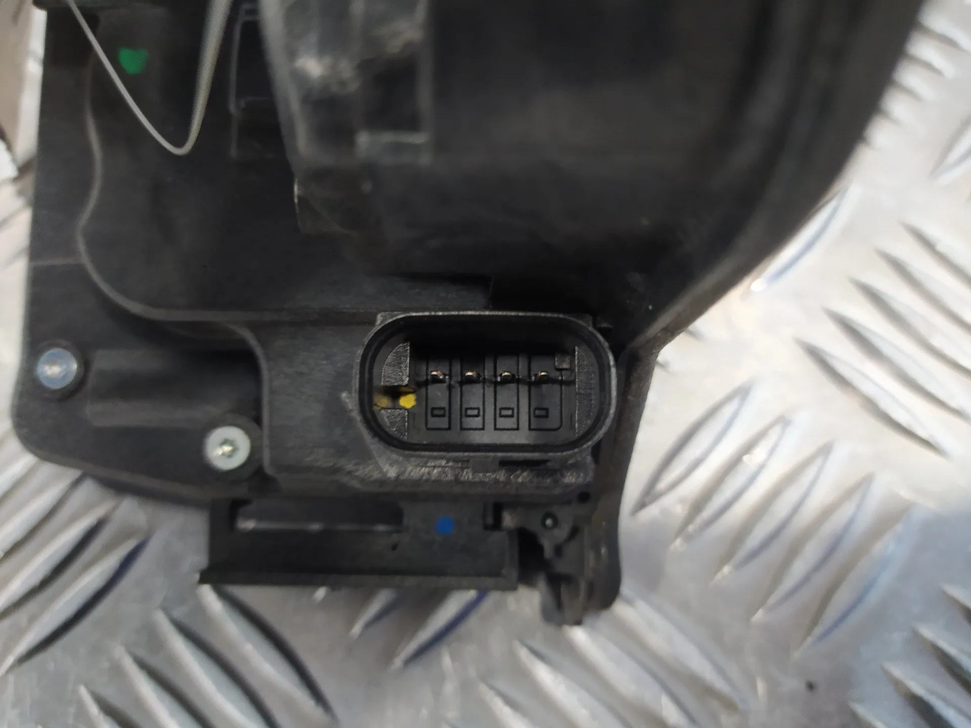 Cerradura Puerta Trasera Izquierda para Bmw Serie 2 Gran Tourer (F46)
