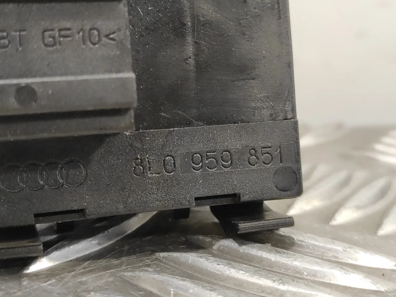 Mando Elevalunas Delantero Izquierdo para Audi A3 (8L)
