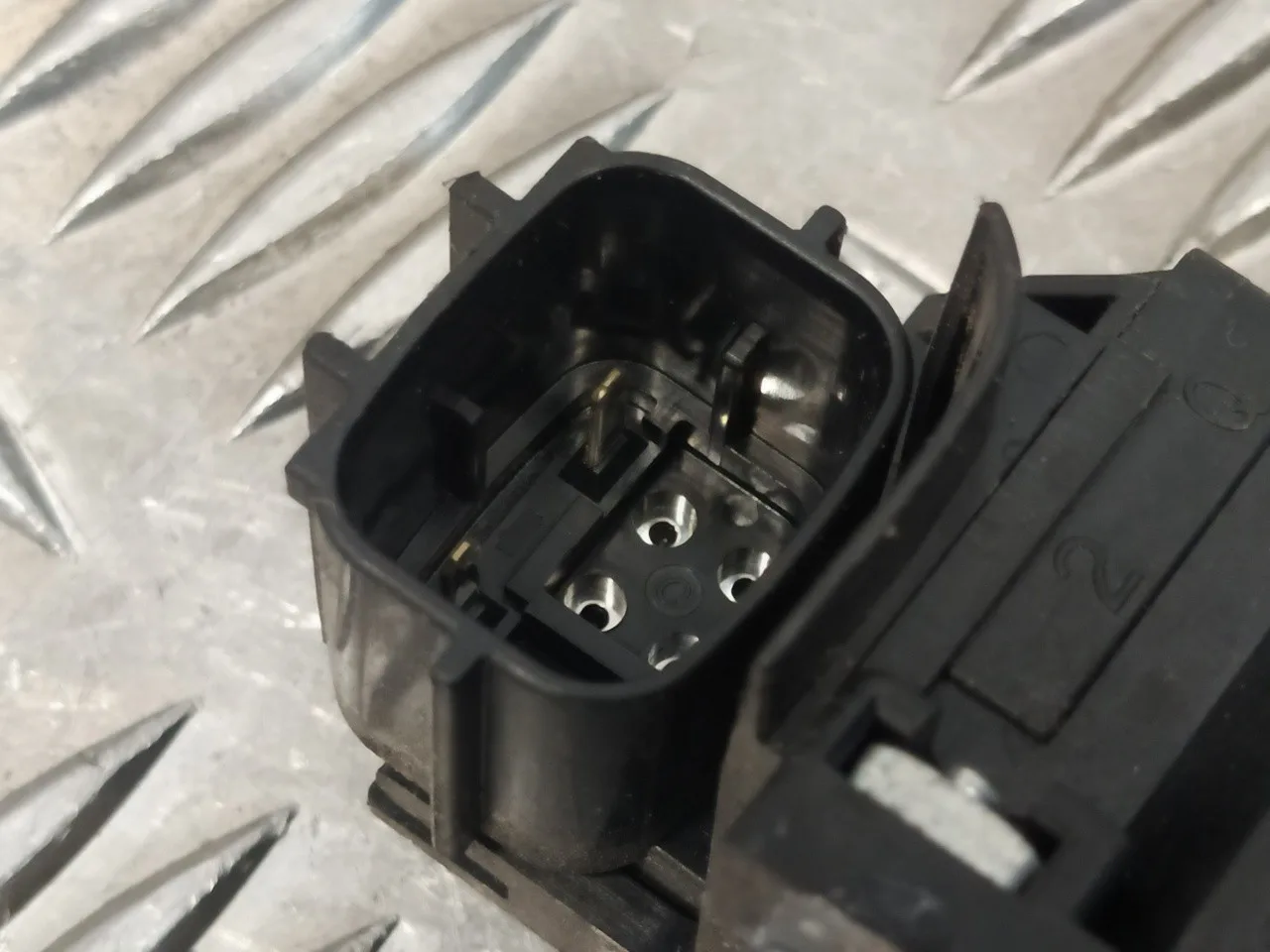 Elevalunas Trasero Derecho para Nissan Juke (F15)