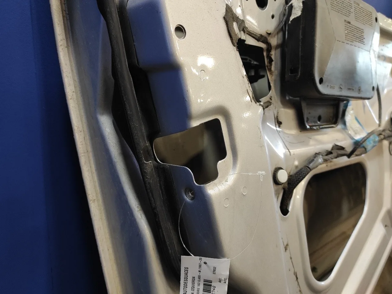 Puerta Delantera Izquierda para Mercedes-Benz Clase M (W163)