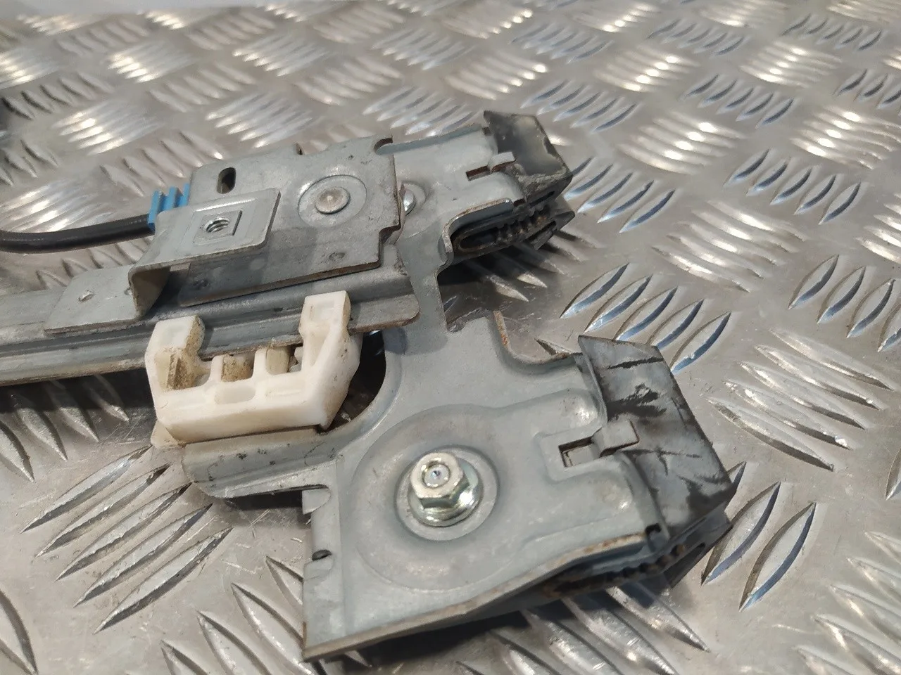 Elevalunas Trasero Derecho para Skoda Octavia Berlina (1U2)