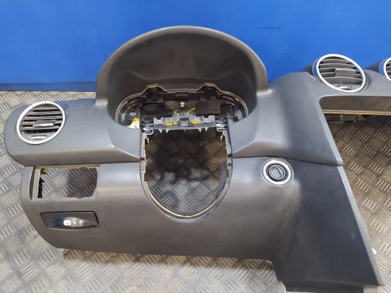 Salpicadero para Mercedes-Benz Clase M (W164)