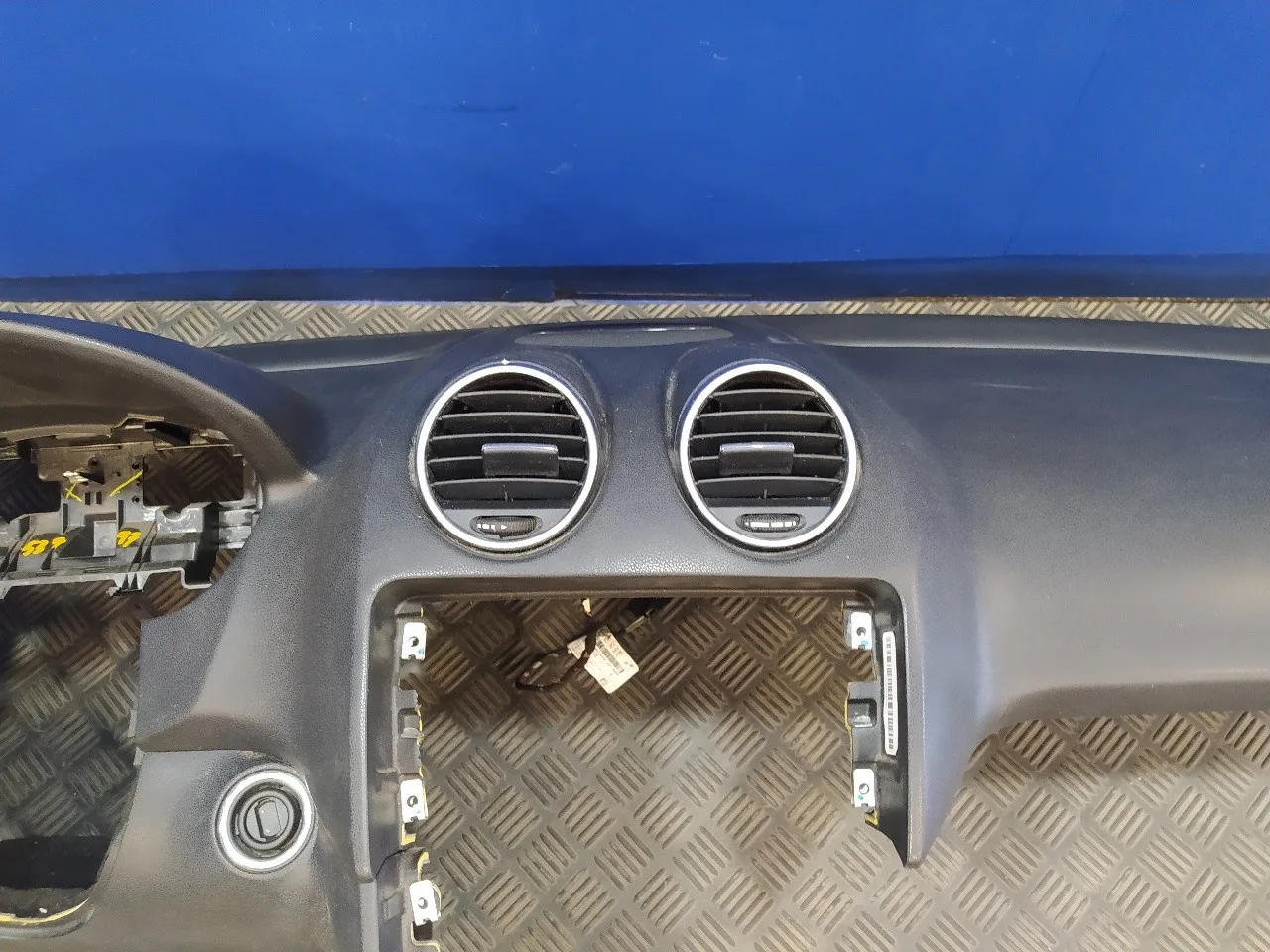 Salpicadero para Mercedes-Benz Clase M (W164)