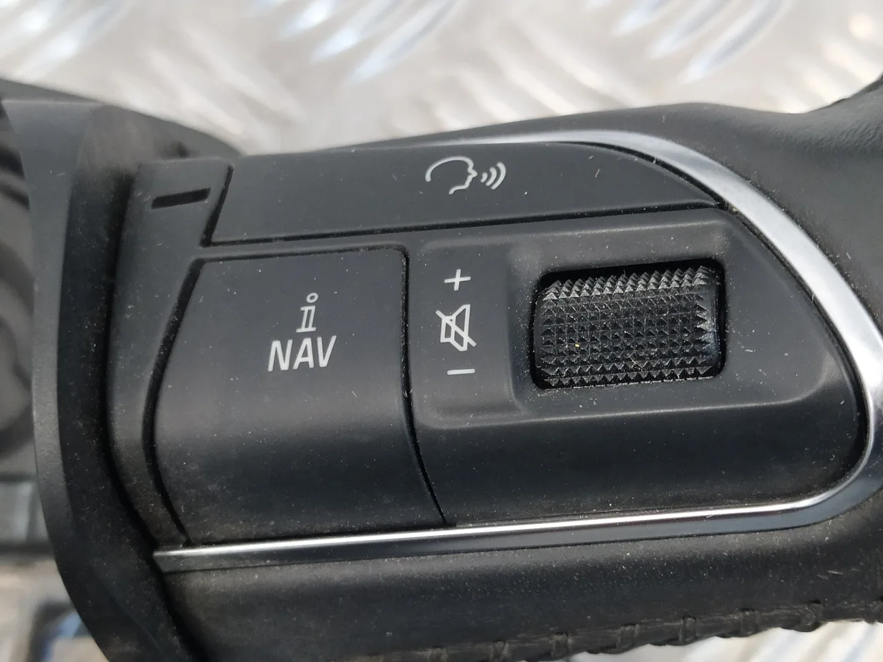 Volante para Audi A4 Avant (8K5) (2008)
