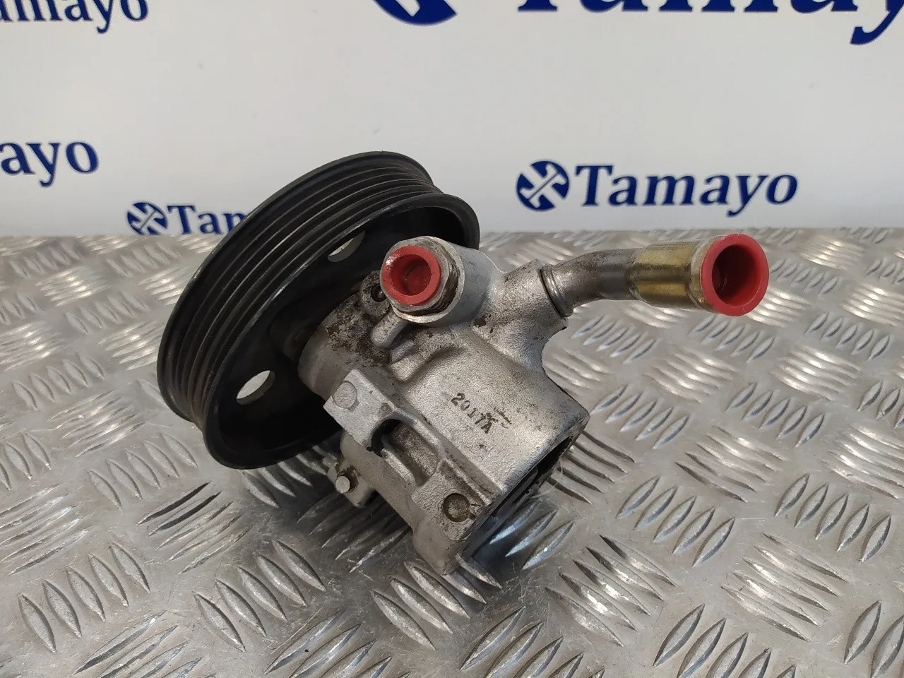 Bomba Direccion para Jeep Cherokee (Kj)