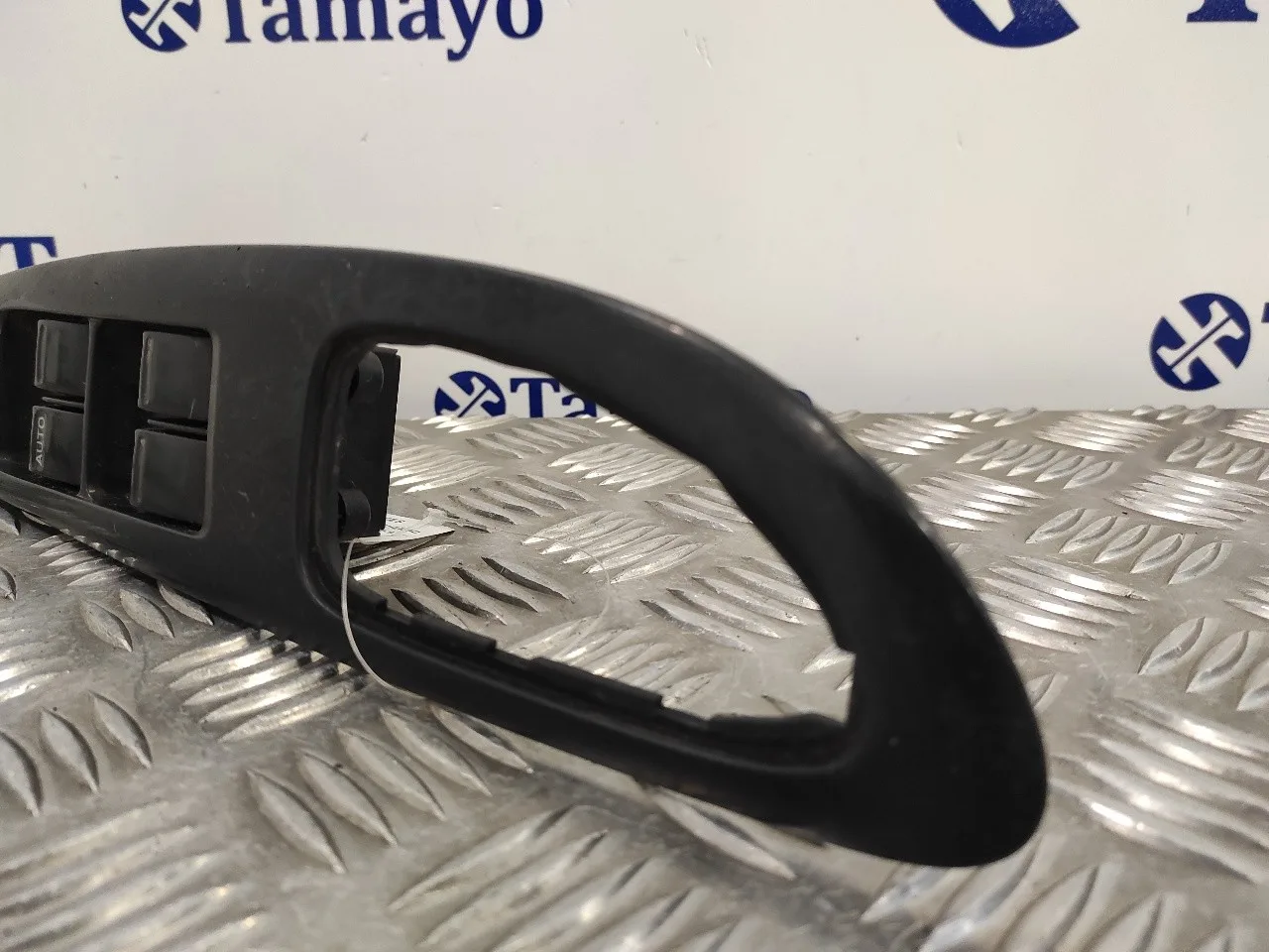 Mando Elevalunas Delantero Izquierdo para Nissan Primera Berlina (P12)