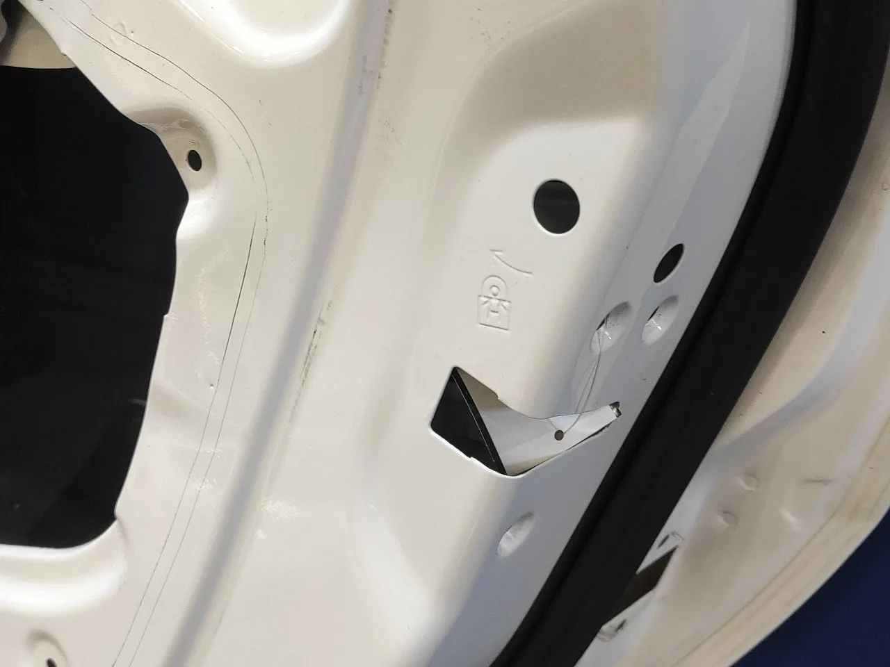 Puerta Trasera Derecha para Ford Focus Turn.