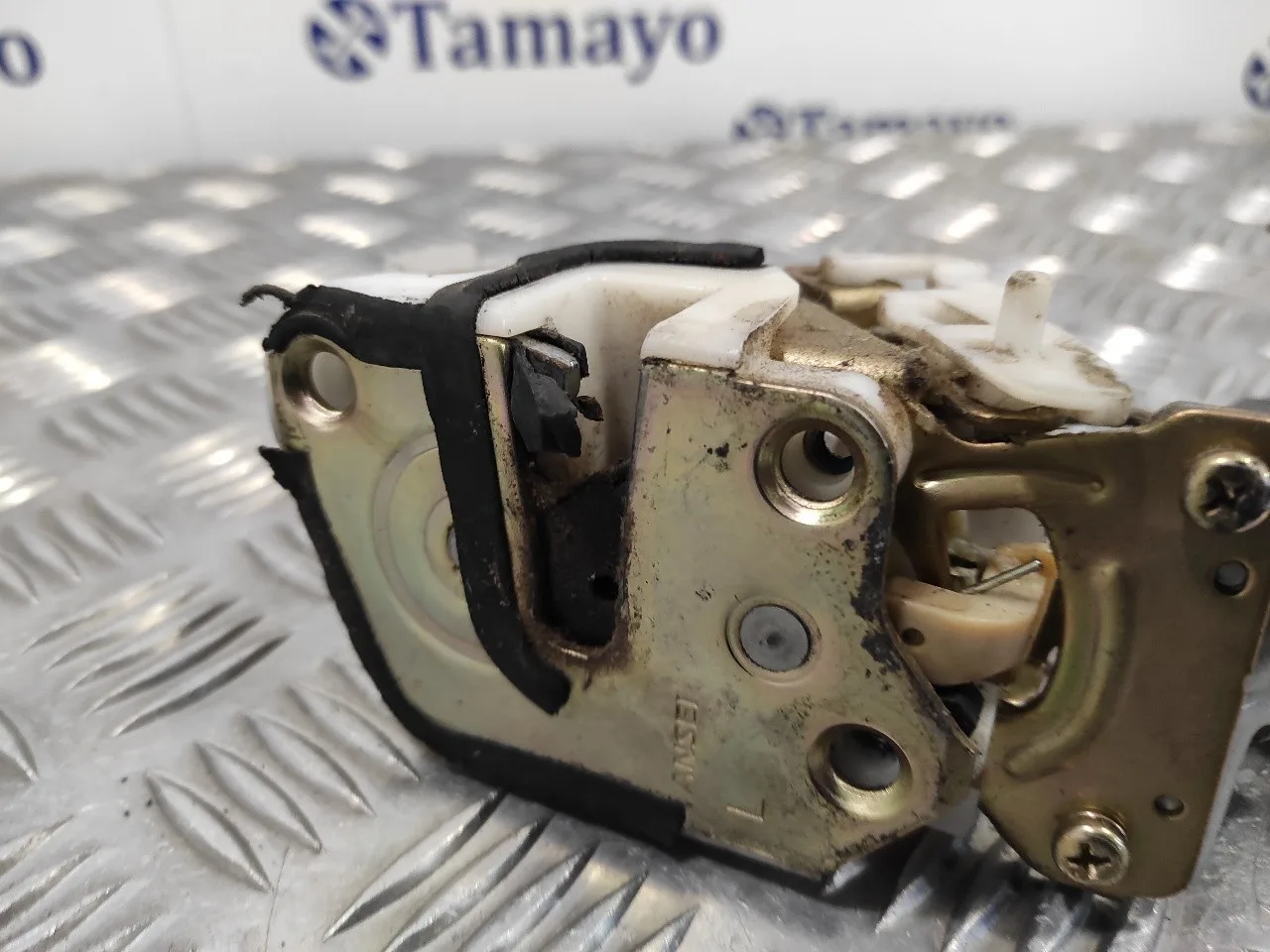Cerradura Puerta Trasera Izquierda para Mitsubishi Montero (V60/V70)