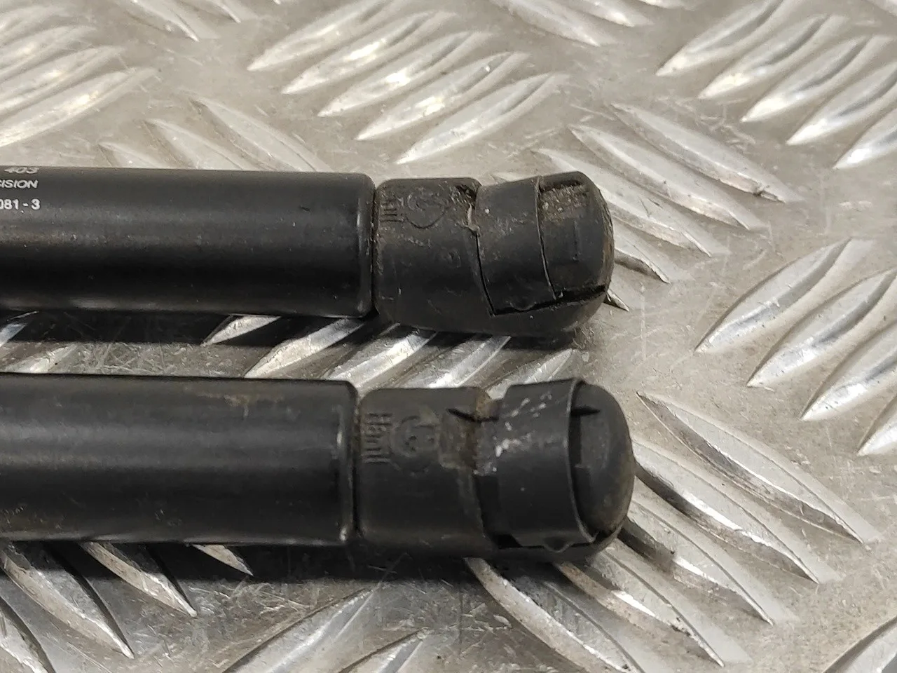 Amortiguadores Maletero / Porton para Opel Antara