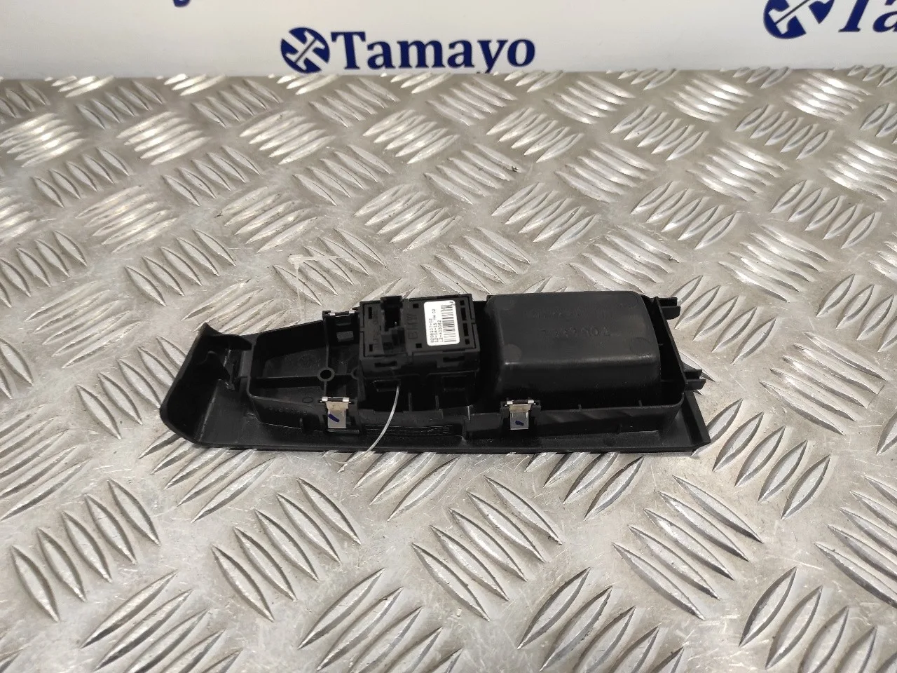 Mando Elevalunas Delantero Derecho para Bmw Serie 2 Gran Tourer (F46)