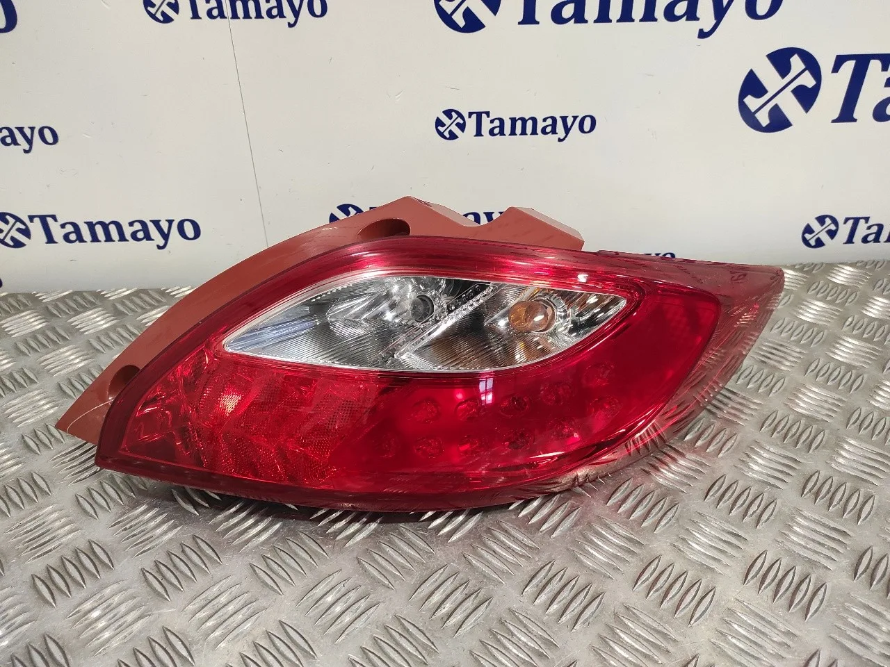 Piloto Trasero Derecho para Mazda 2 Lim. (De)