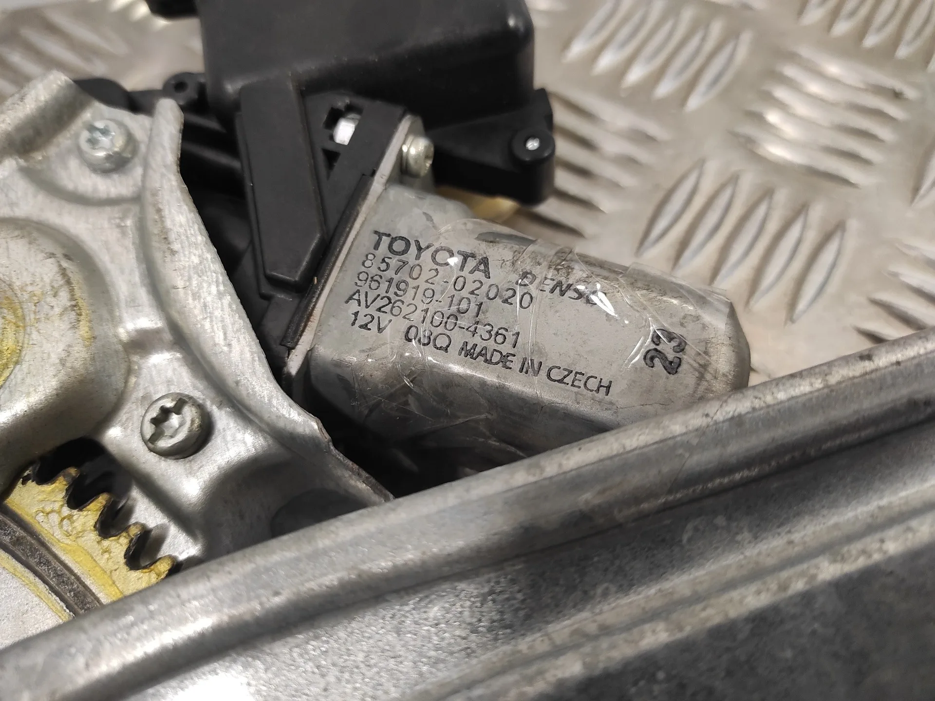 Elevalunas Trasero Derecho para Toyota Auris