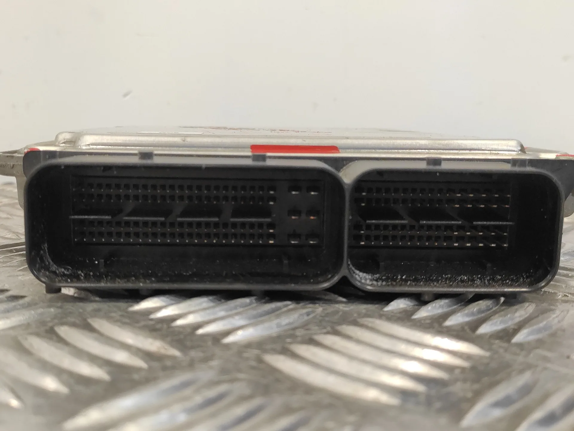 Centralita Motor Uce para Seat Leon (5F1)