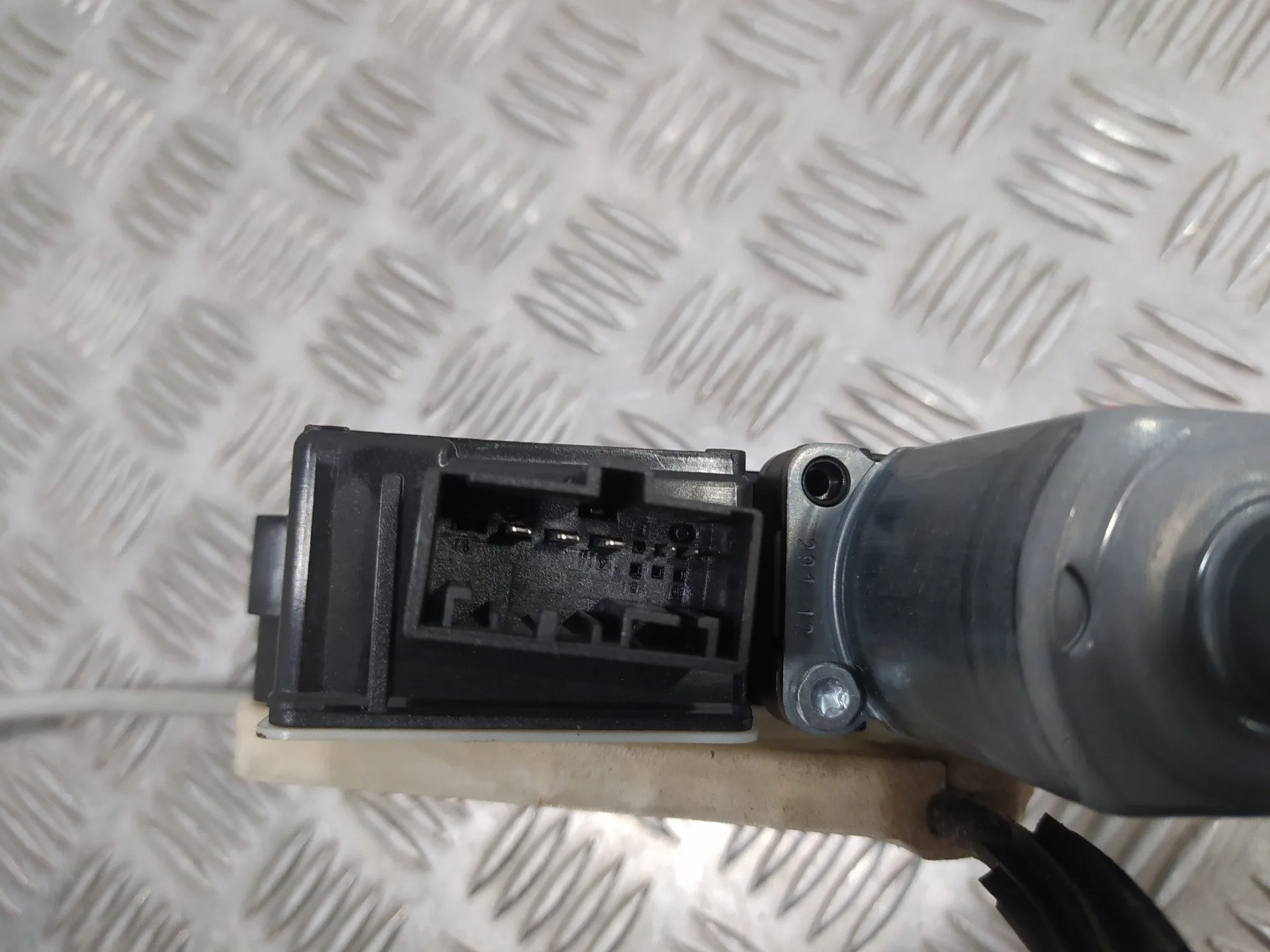 Elevalunas Trasero Derecho para Seat Leon (5F1)