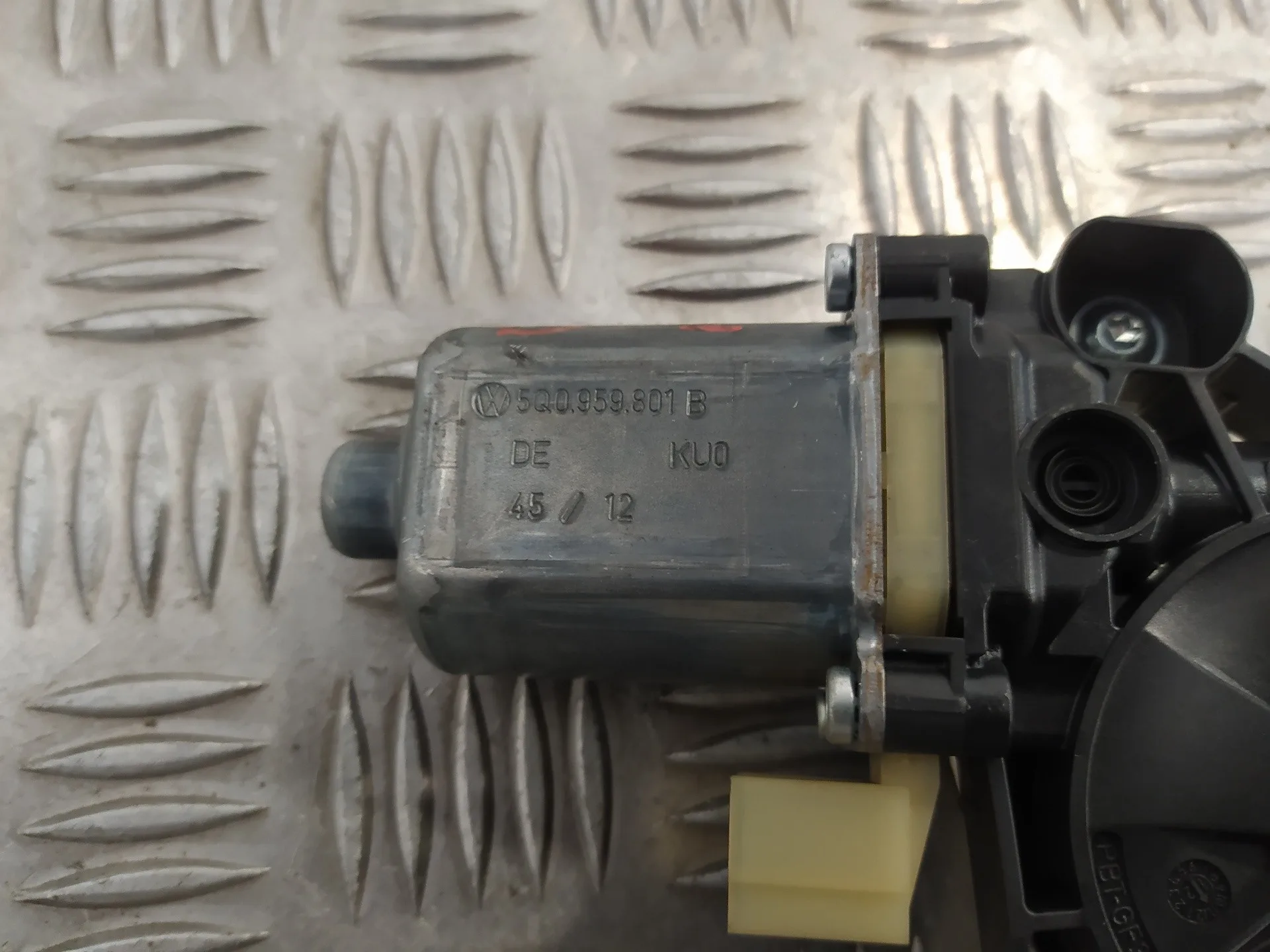 Elevalunas Delantero Izquierdo para Seat Leon (5F1)