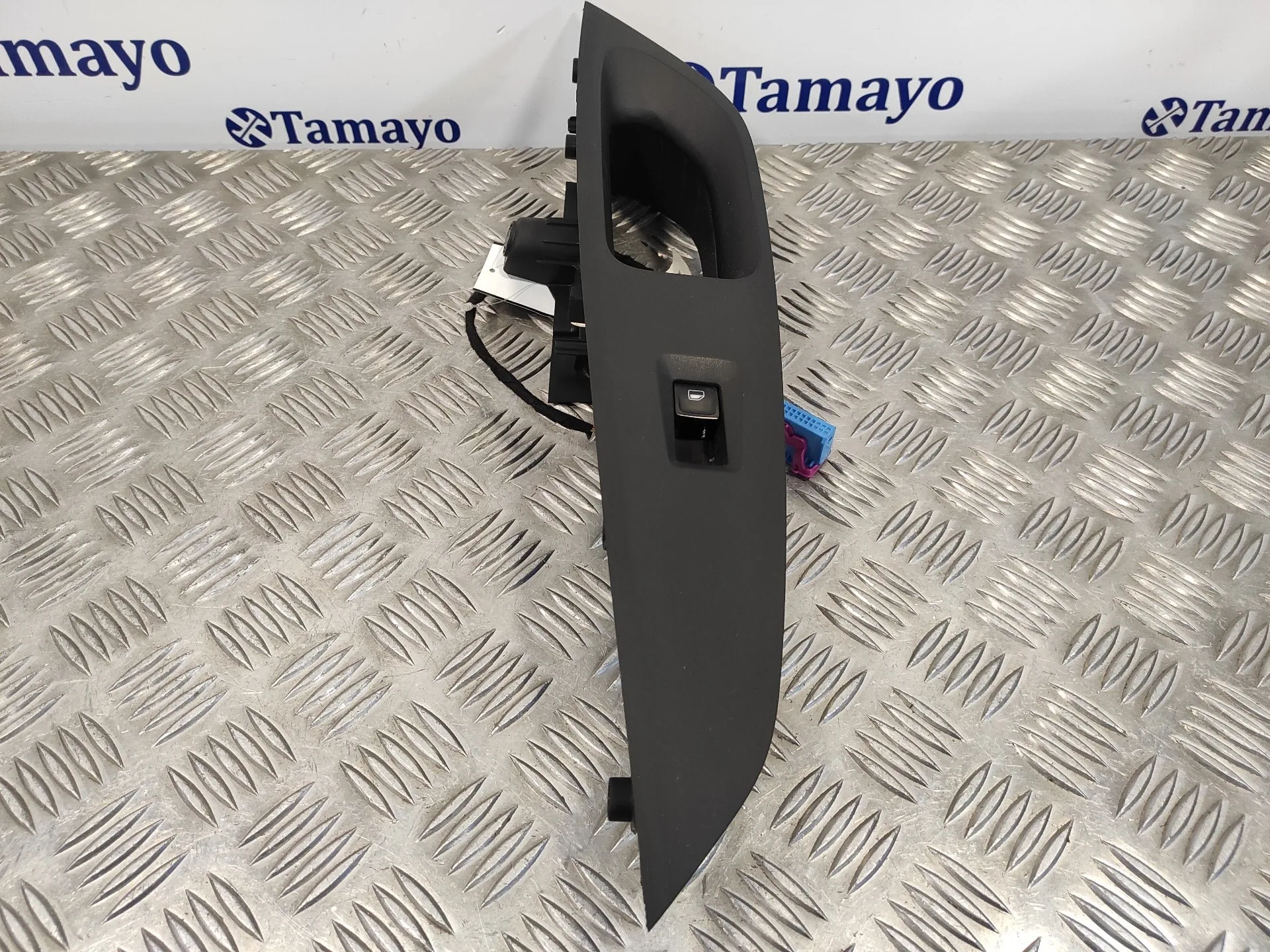 Mando Elevalunas Delantero Derecho para Seat Leon (5F1)
