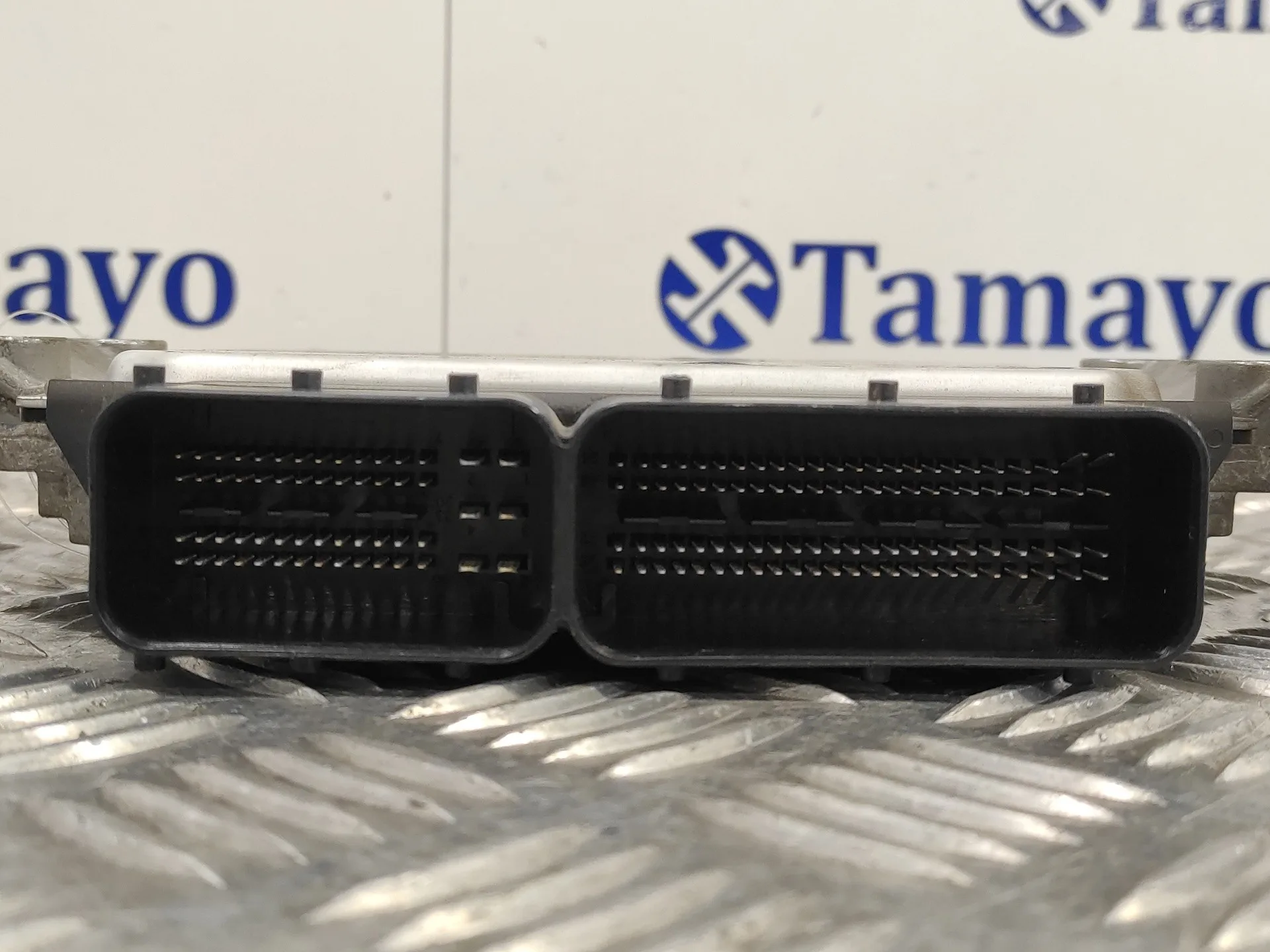Centralita Motor Uce para Kia Carnival