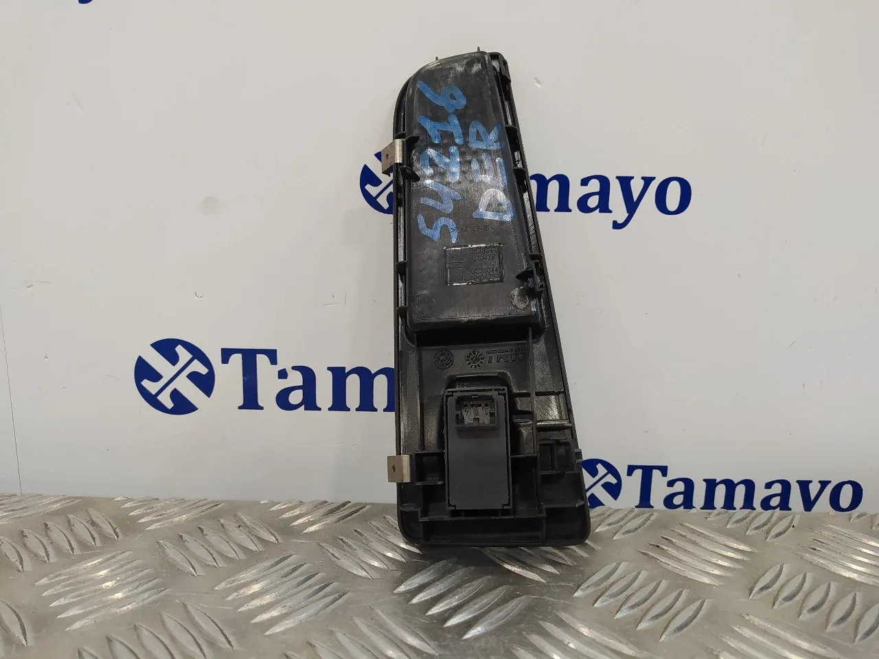 Mando Elevalunas Delantero Derecho para Fiat Bravo (198)