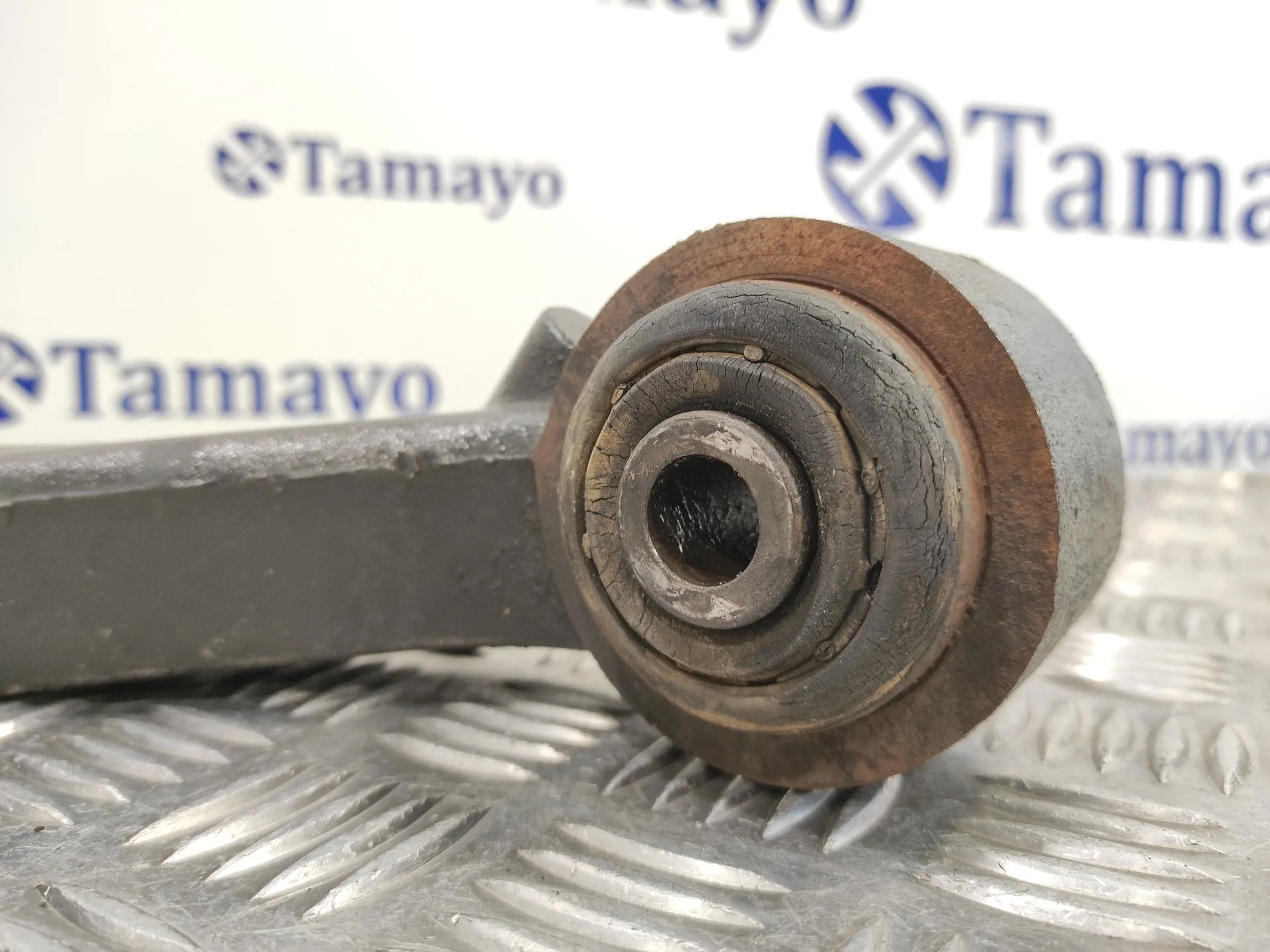 Brazo Suspension Inferior Delantero Derecho para Jeep Cherokee (Kj)