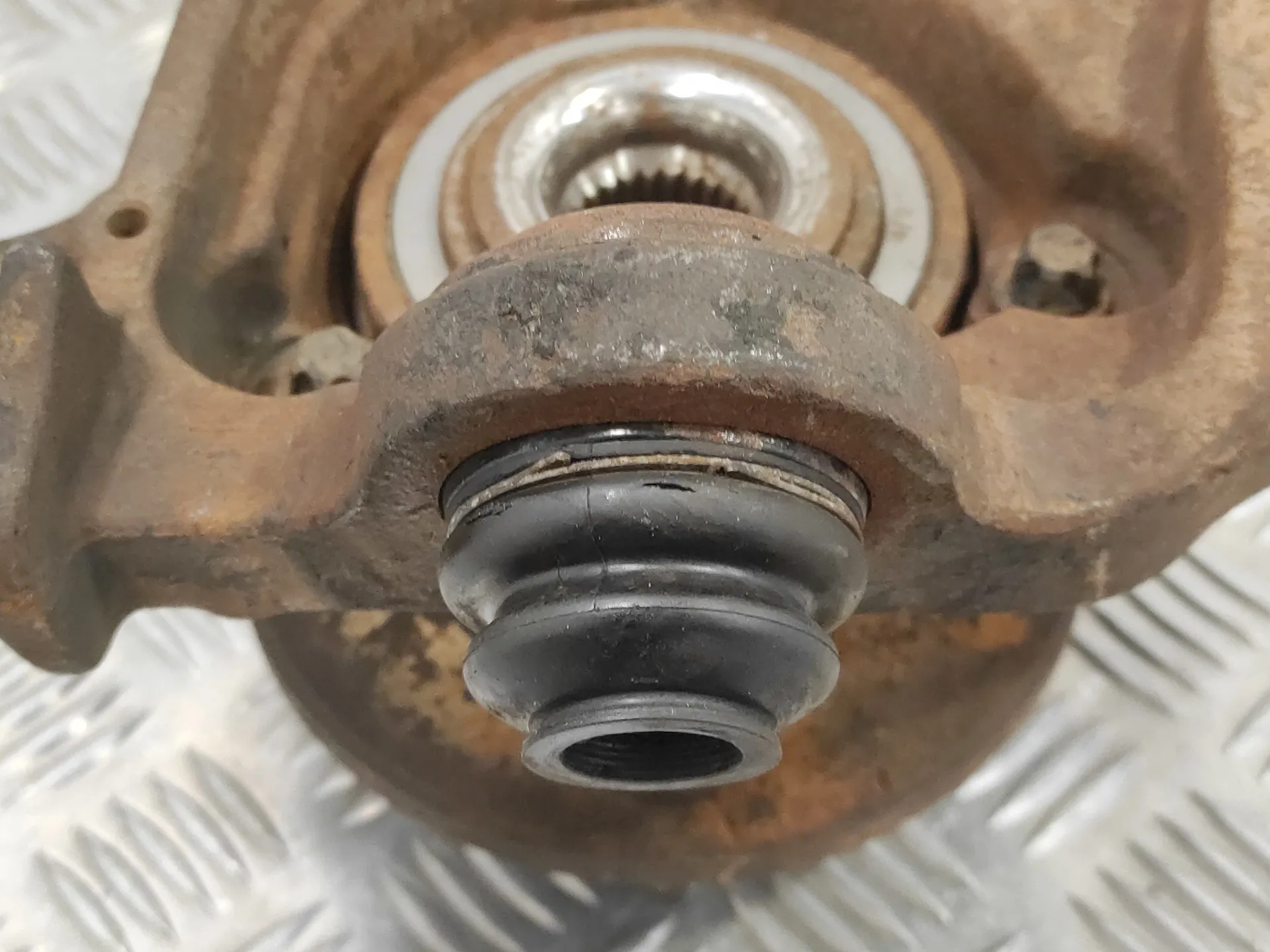 Mangueta Delantera Izquierda para Jeep Cherokee (Kj)