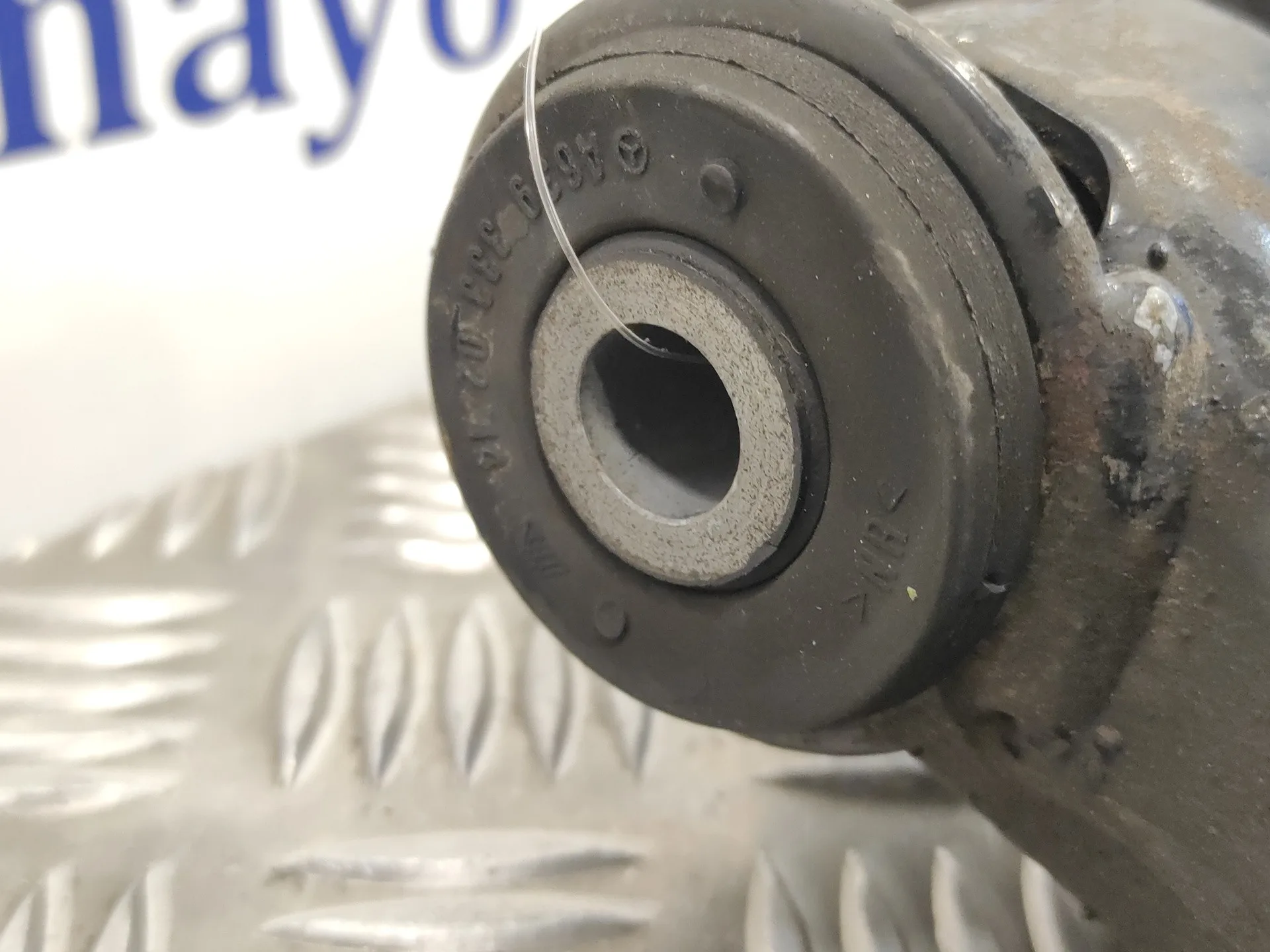 Brazo Suspension Inferior Delantero Derecho para Mercedes-Benz Viano (W639)