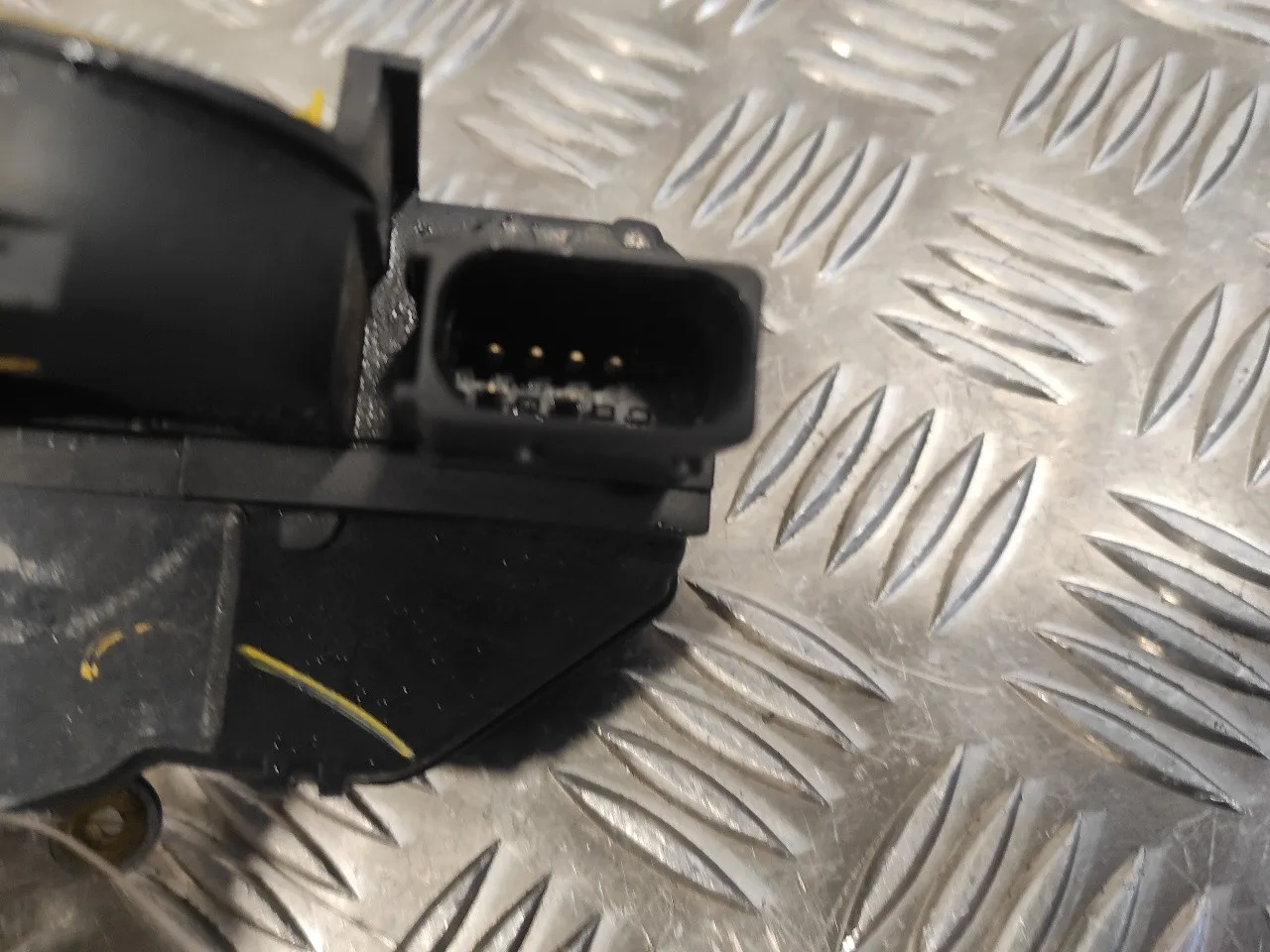 Cerradura Puerta Delantera Izquierda para Chevrolet Aveo Berlina Hatchback