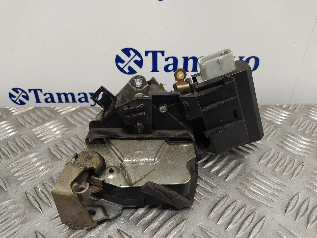Cerradura Puerta Trasera Izquierda para Bmw Serie 5 Touring (E39)