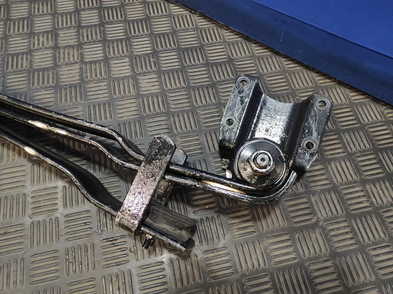 Ballesta Trasera para Nissan Cabstar Tl35