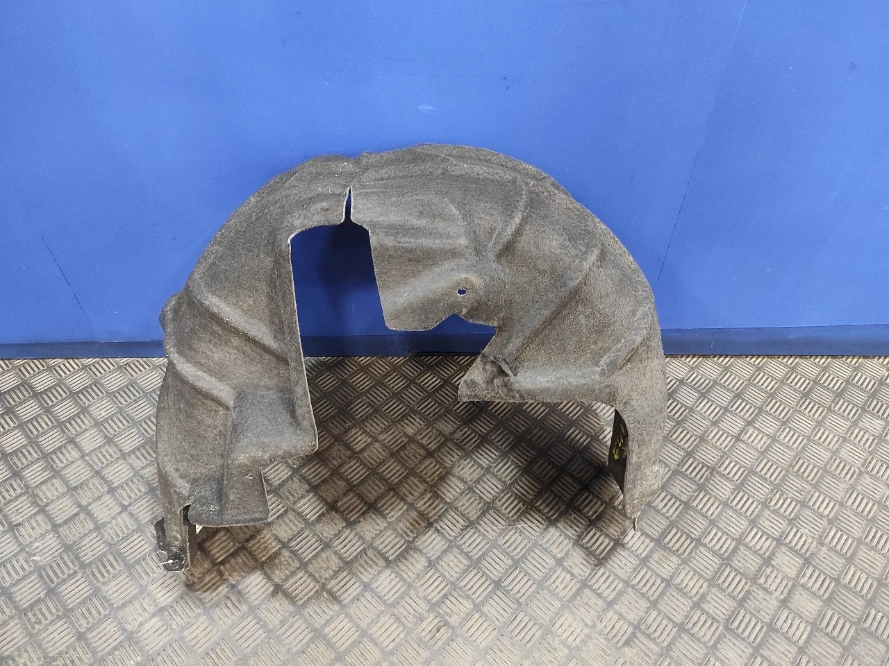 Plastico Paso Rueda Trasero Izquierdo para Seat Leon (5F1)
