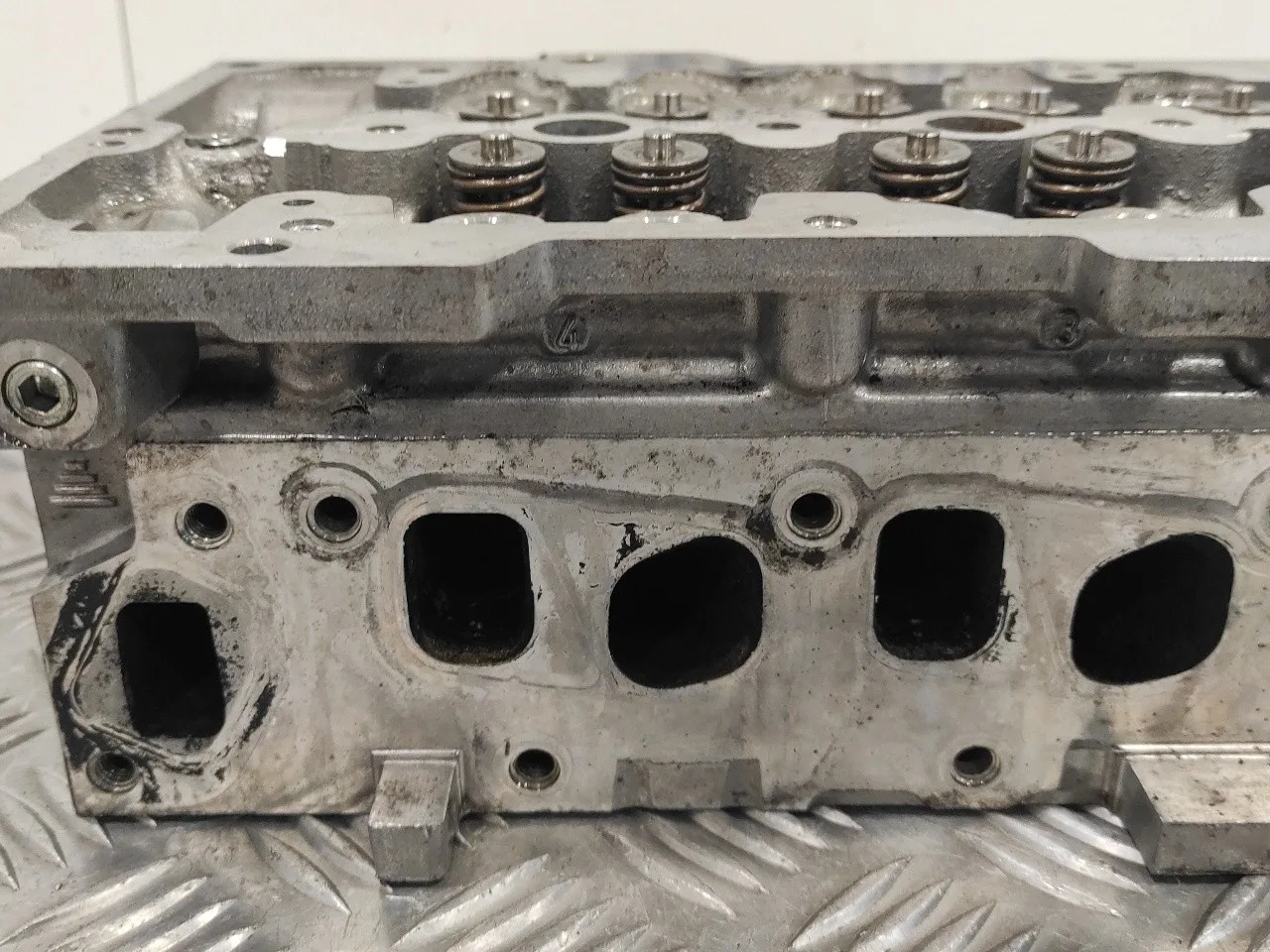 Culata para Opel Corsa D