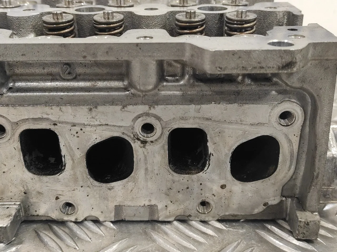 Culata para Opel Corsa D