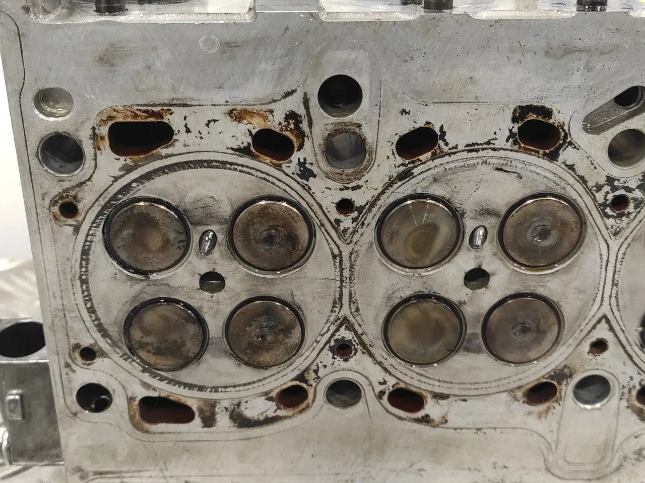 Culata para Opel Corsa D