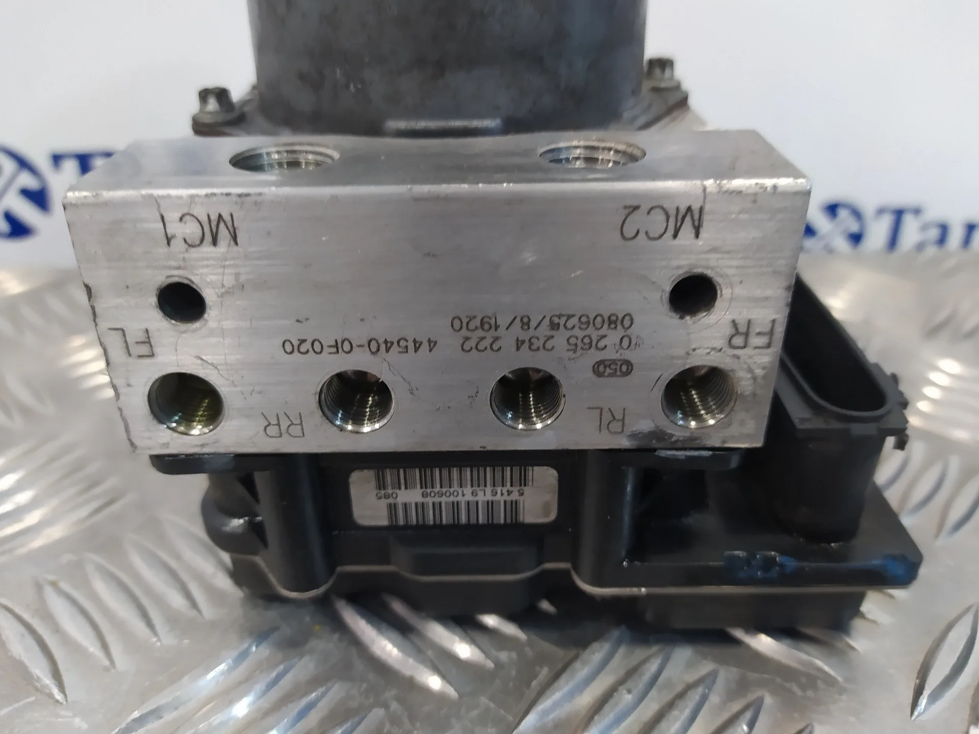 Abs para Toyota Corolla Verso (R1)