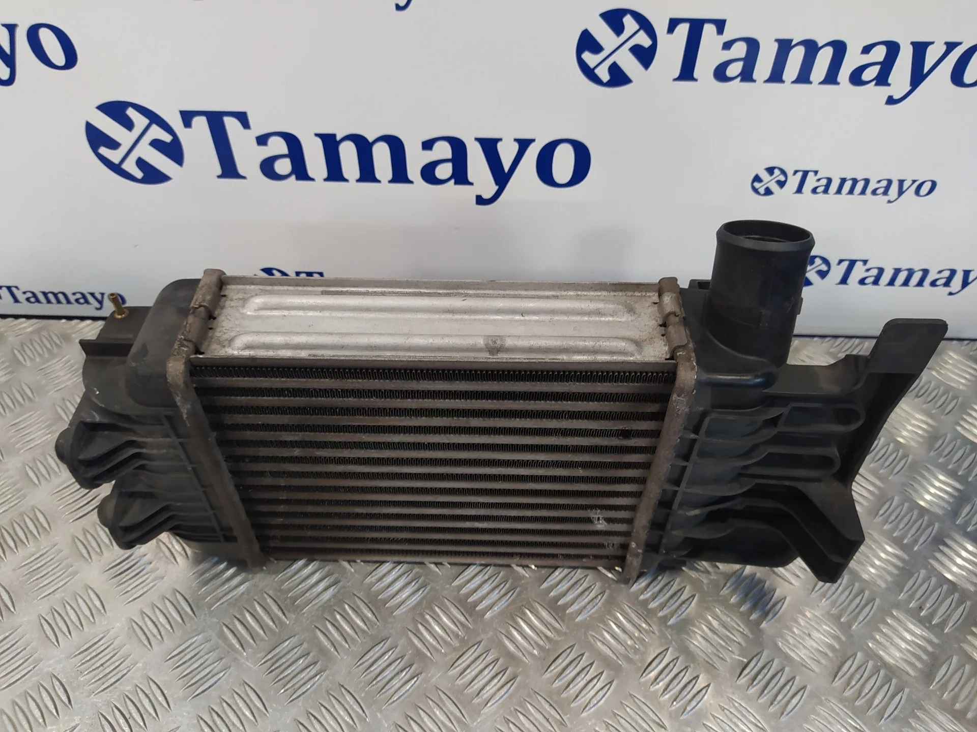 Intercooler para Toyota Yaris (Ksp9/Scp9/Nlp9)
