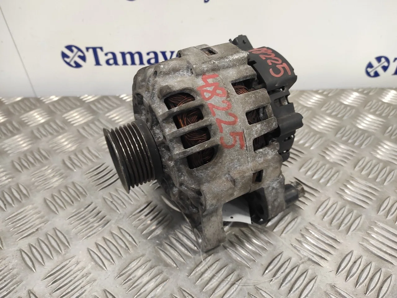 Alternador para Toyota Aygo (Kgb/Wnb)