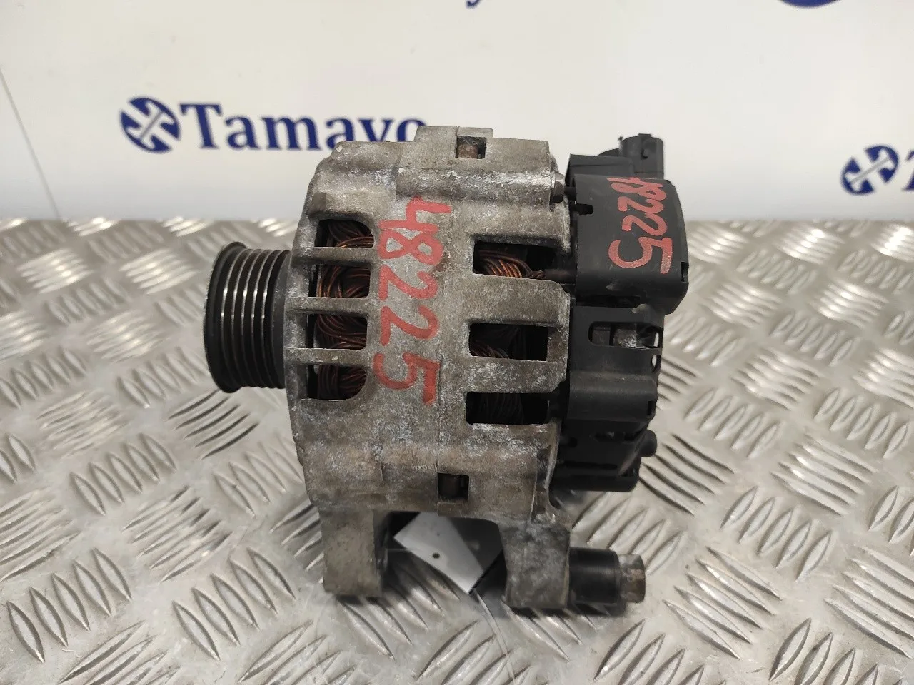 Alternador para Toyota Aygo (Kgb/Wnb)